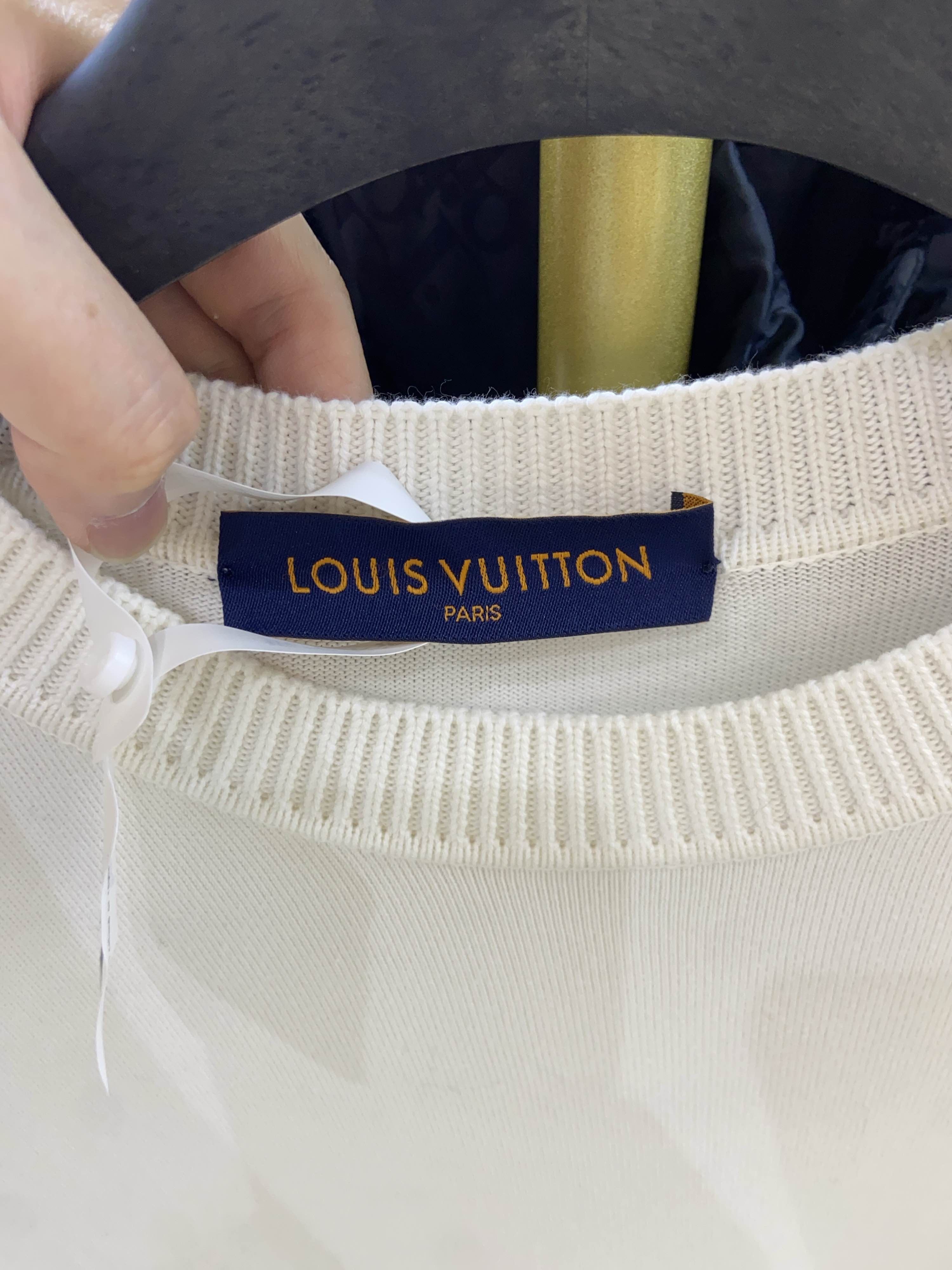 Louis Vuitton Louis Vuitton Logo Embroidery T-Shirt Size M Size US M / EU 48-50 / 2 - 3 Thumbnail