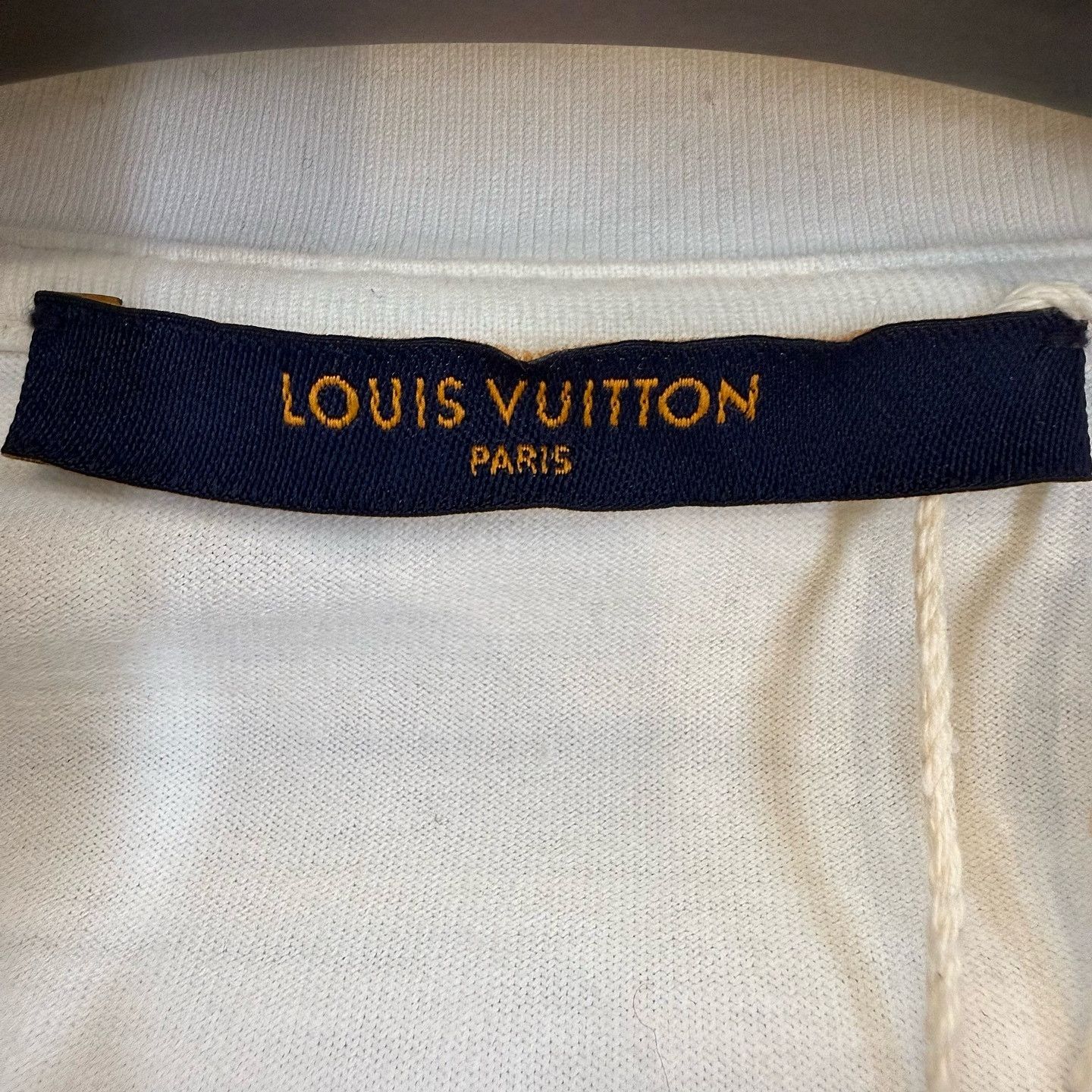 Louis Vuitton Louis Vuitton x NBA Logo T-Shirt Size M Size US M / EU 48-50 / 2 - 3 Thumbnail