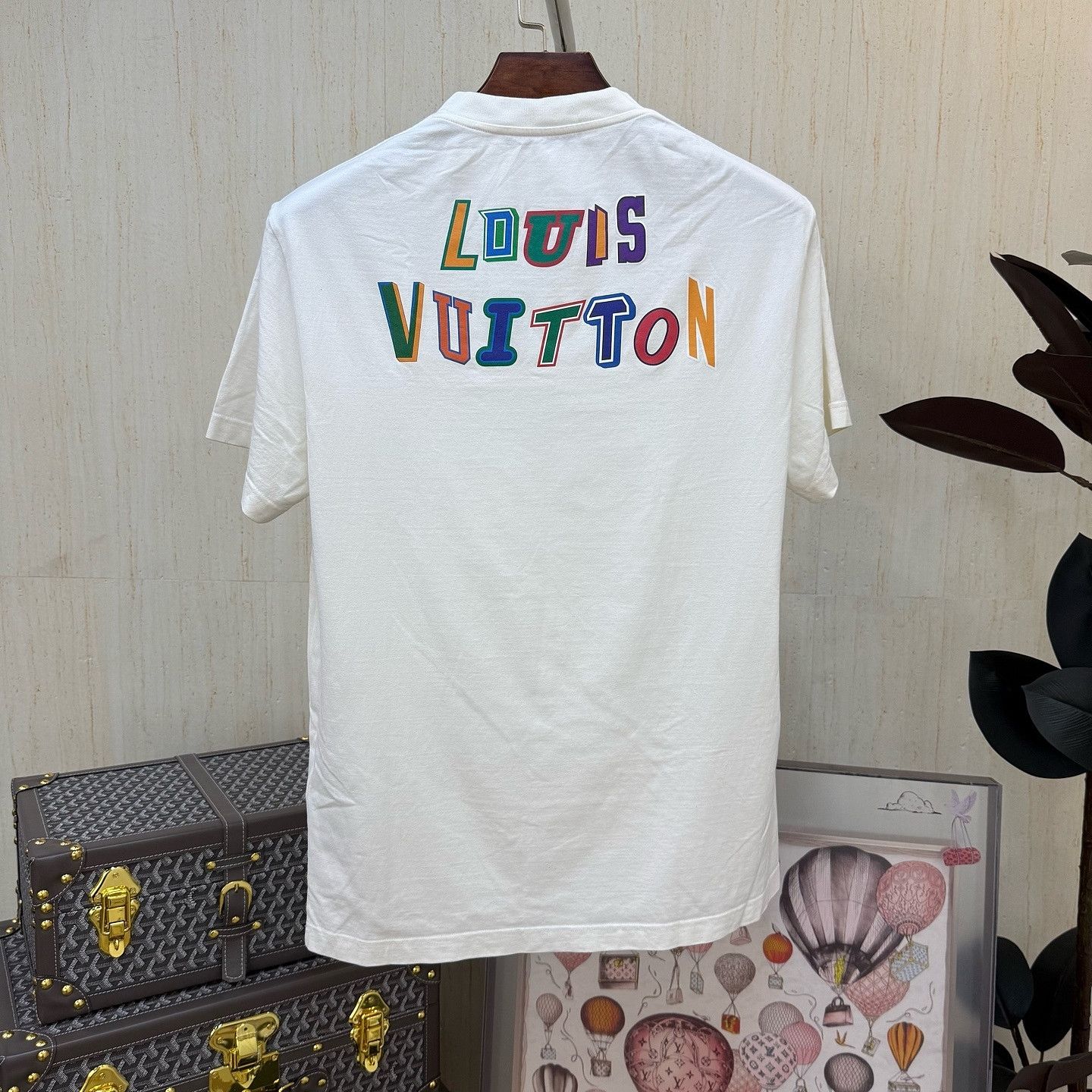 Louis Vuitton Louis Vuitton x NBA Logo T-Shirt Size M Size US M / EU 48-50 / 2 - 2 Thumbnail