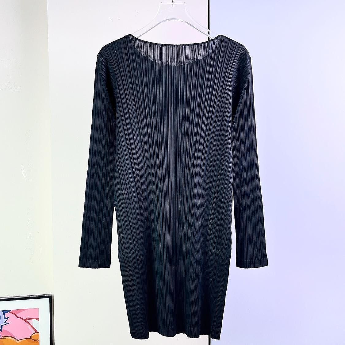 Pleats Please Issey Miyake Pleats Please Issey Miyake Pleated Long Sleeve Dress Size 3 Size M / US 6-8 / IT 42-44 - 2 Thumbnail