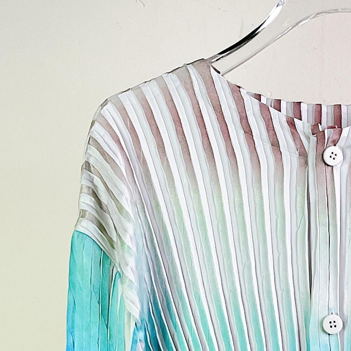 Issey Miyake Issey Miyake Pleated Gradient Cardigan Size 2 Size M / US 6-8 / IT 42-44 - 3 Thumbnail
