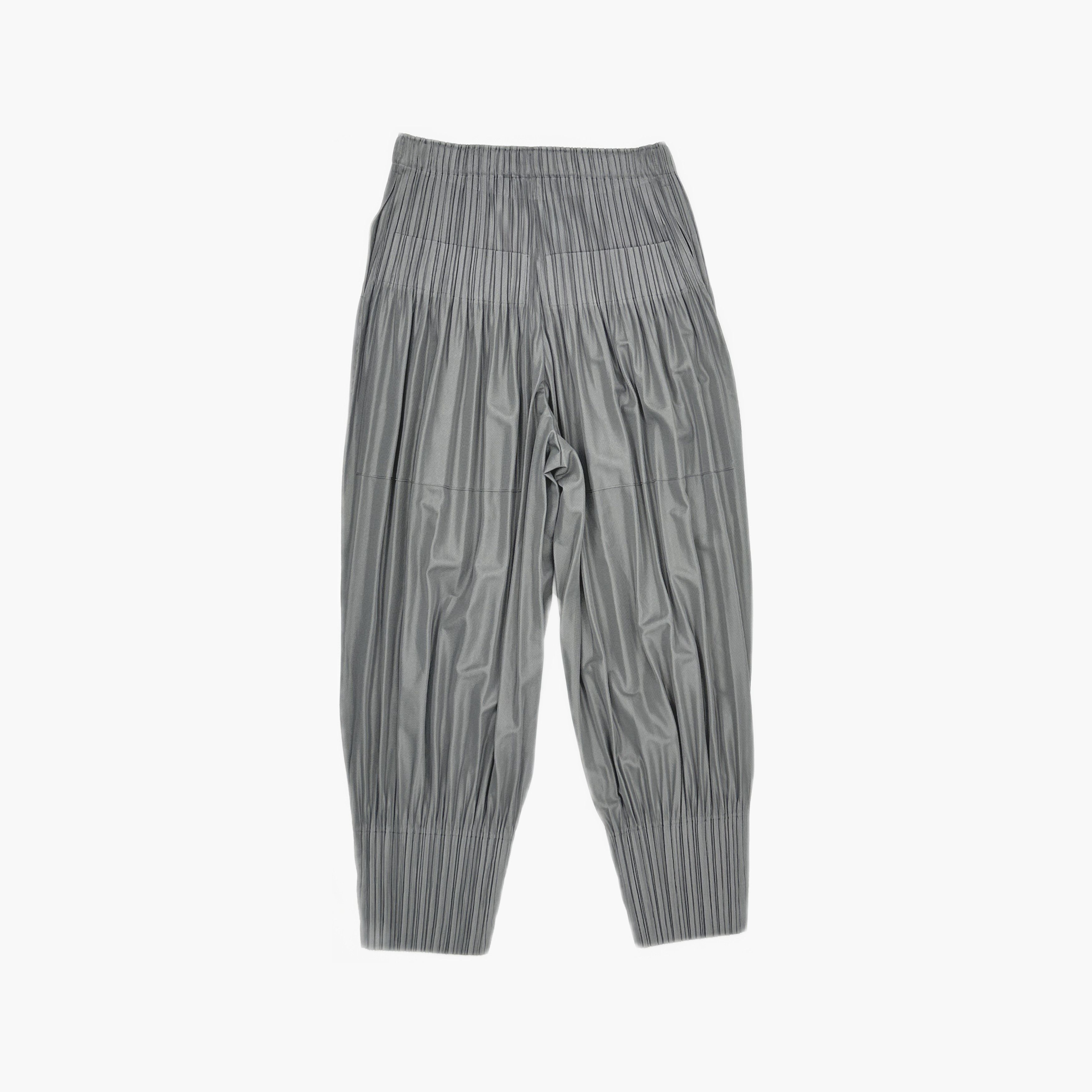 Pleats Please Issey Miyake Pleats Please Issey Miyake SS22 Pleated Pants Size 4 Size 32" / US 10 / IT 46 - 2 Thumbnail