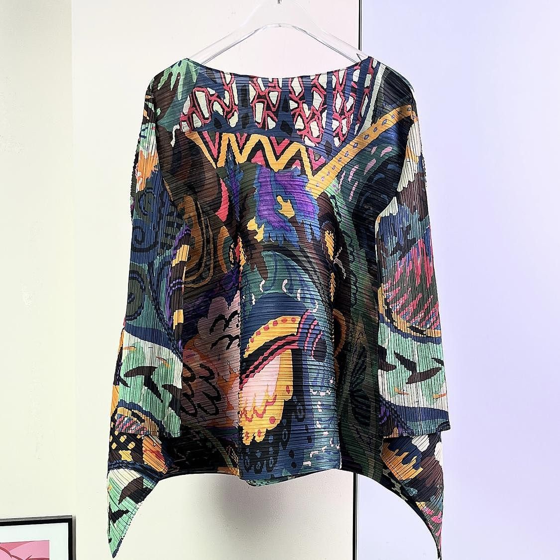 Pleats Please Issey Miyake Pleats Please Issey Miyake Printed Pleated Top Size M Size M / US 6-8 / IT 42-44 - 2 Thumbnail