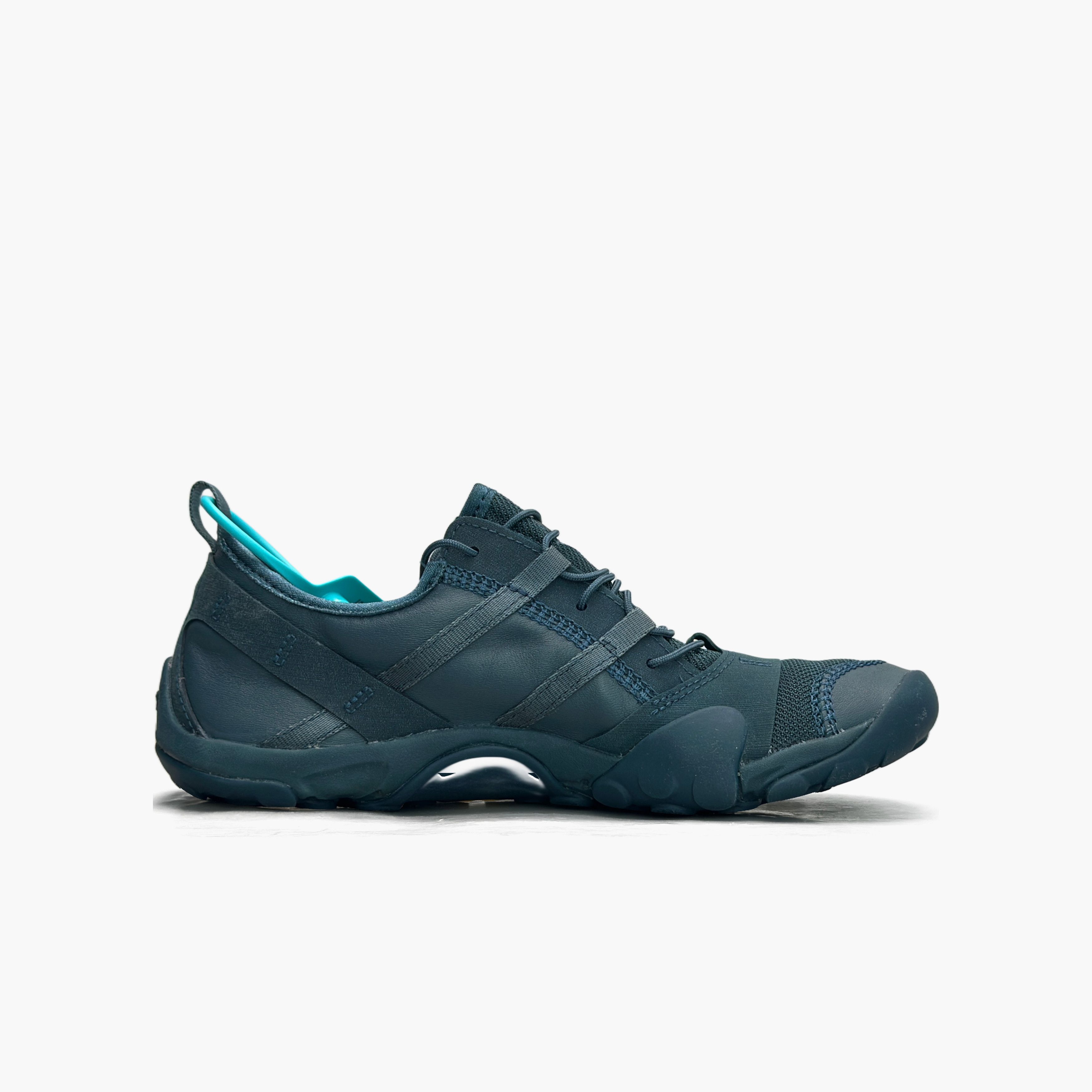 Issey Miyake × New Balance New Balance x Issey Miyake Vibram Sneakers US 5 Size US 5 / EU 37 - 2 Thumbnail