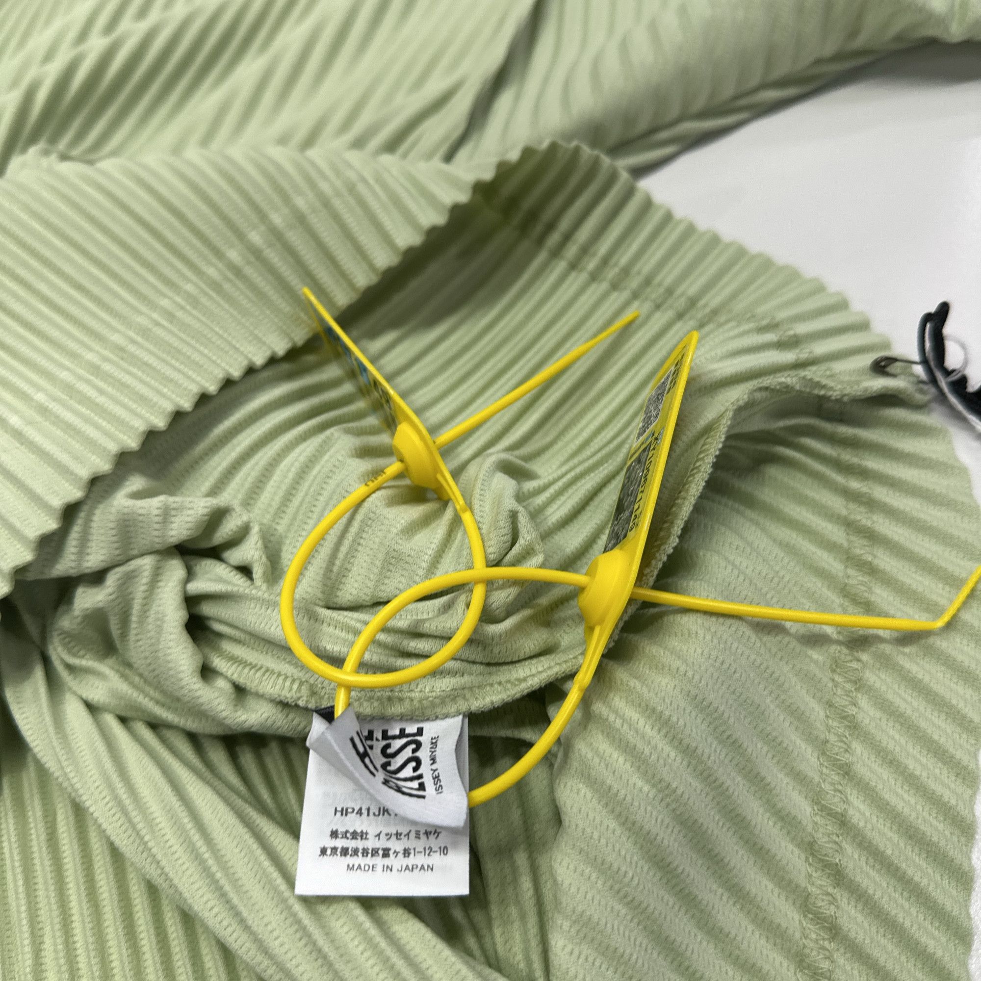 Issey Miyake Homme Plissé Issey Miyake Pleated Long Sleeve Top Size 3 Size US L / EU 52-54 / 3 - 5 Thumbnail