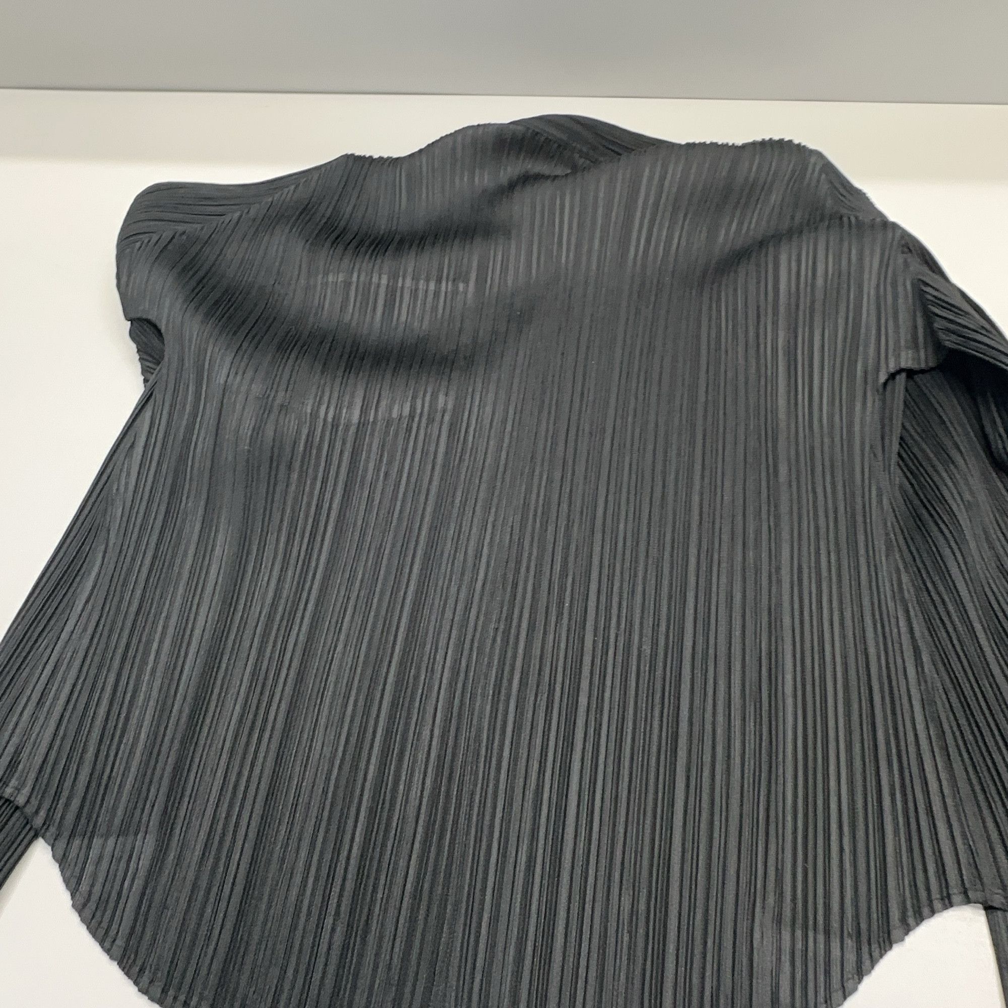 Pleats Please Issey Miyake Pleats Please Issey Miyake Pleated Button Up Size 3 Size M / US 6-8 / IT 42-44 - 8 Thumbnail