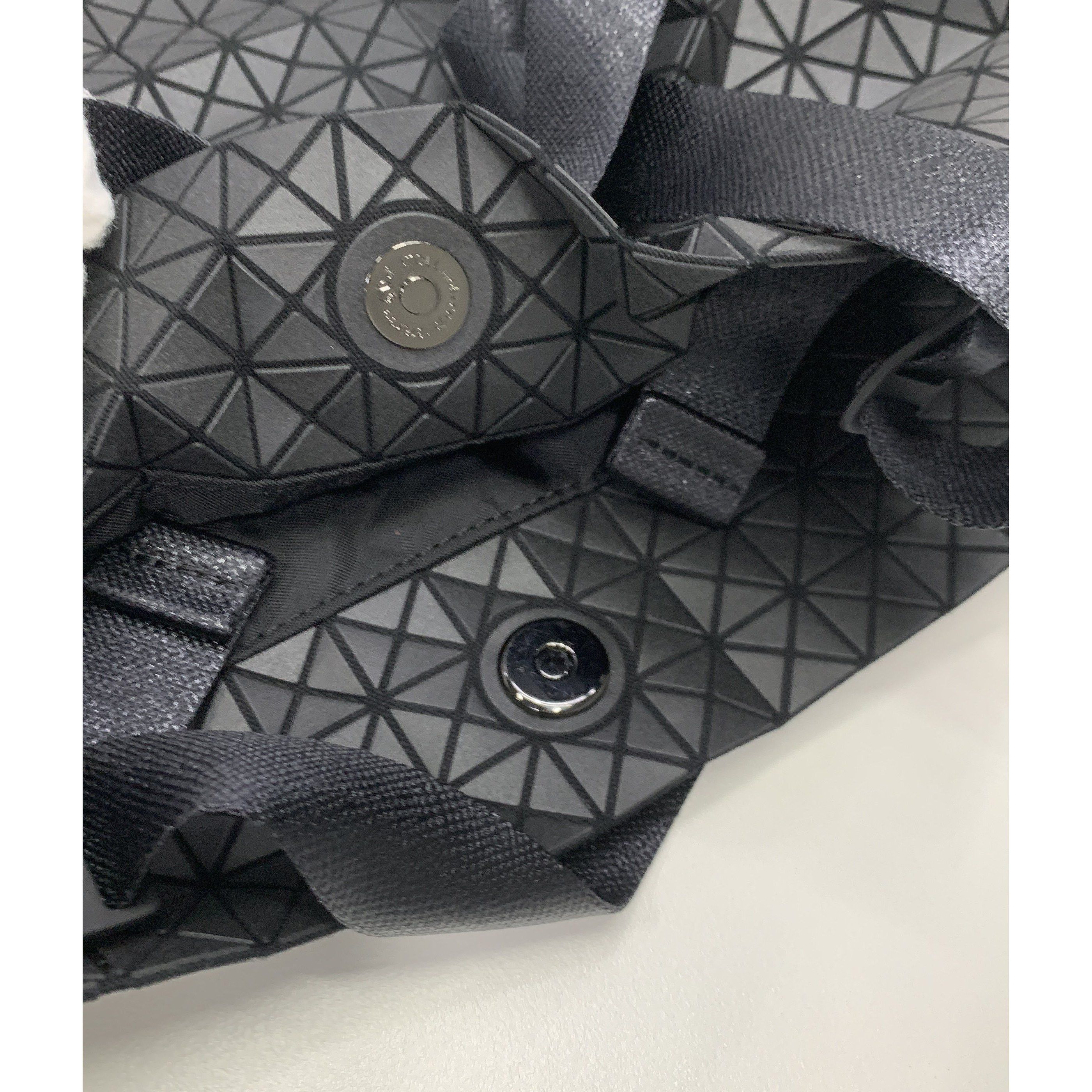 Issey Miyake Bao Bao Issey Miyake Matte Black Tote Bag Size One Size Size ONE SIZE - 8 Thumbnail