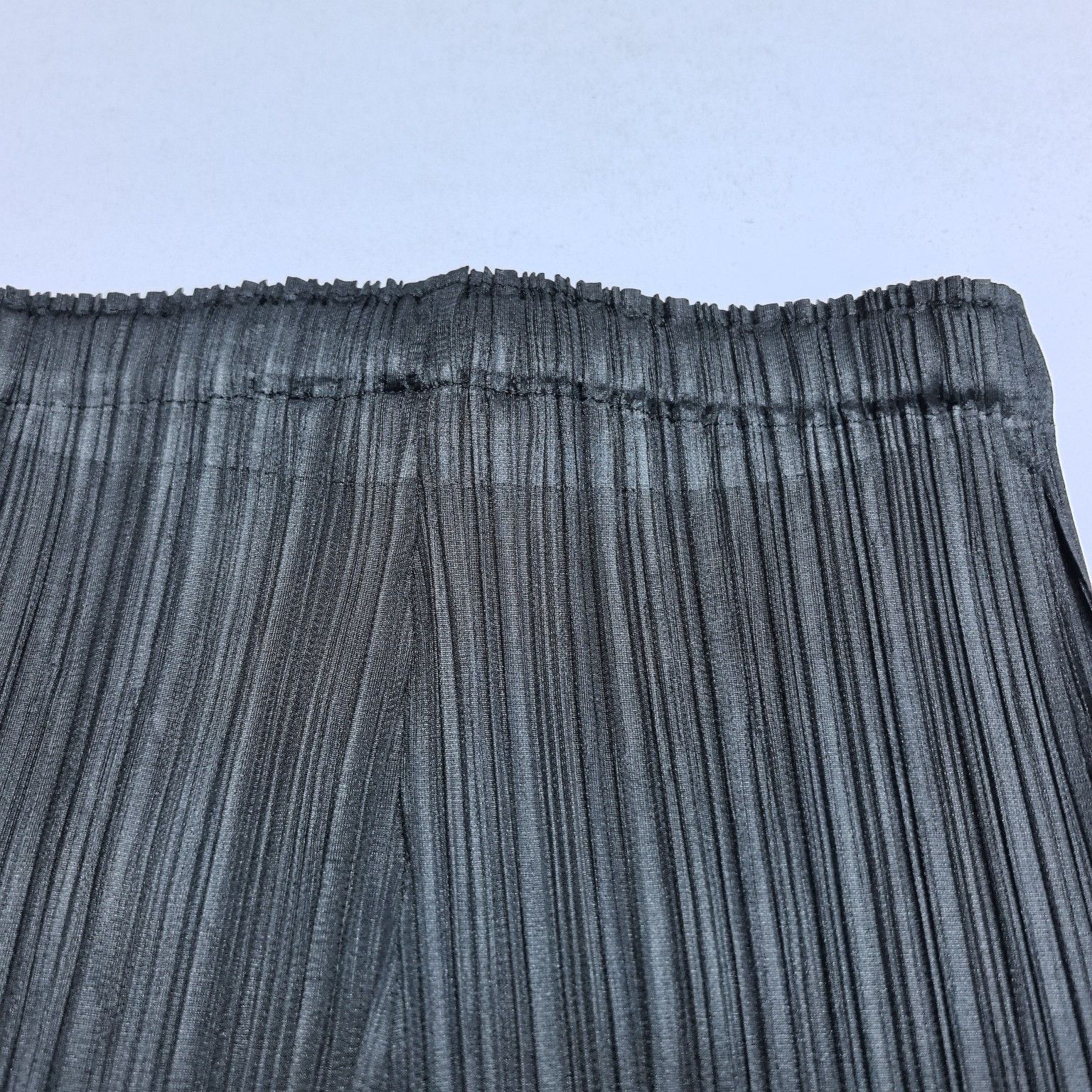Pleats Please Issey Miyake Pleats Please Issey Miyake Pleated Pants Size 0 Size 25" / US 0 / IT 36 - 5 Thumbnail