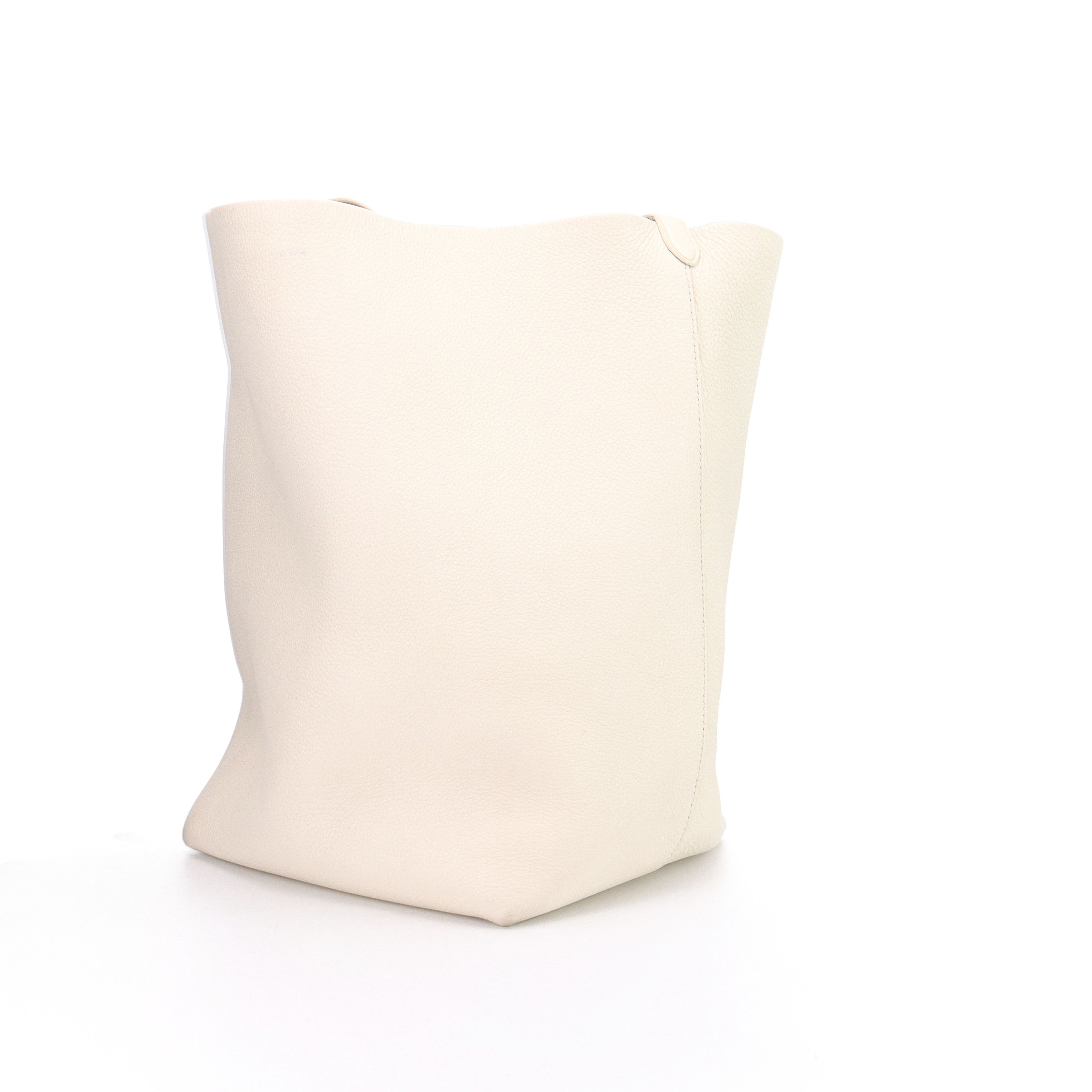 The Row The Row Off-White Leather Bucket Bag Size ONE SIZE - 2 Thumbnail