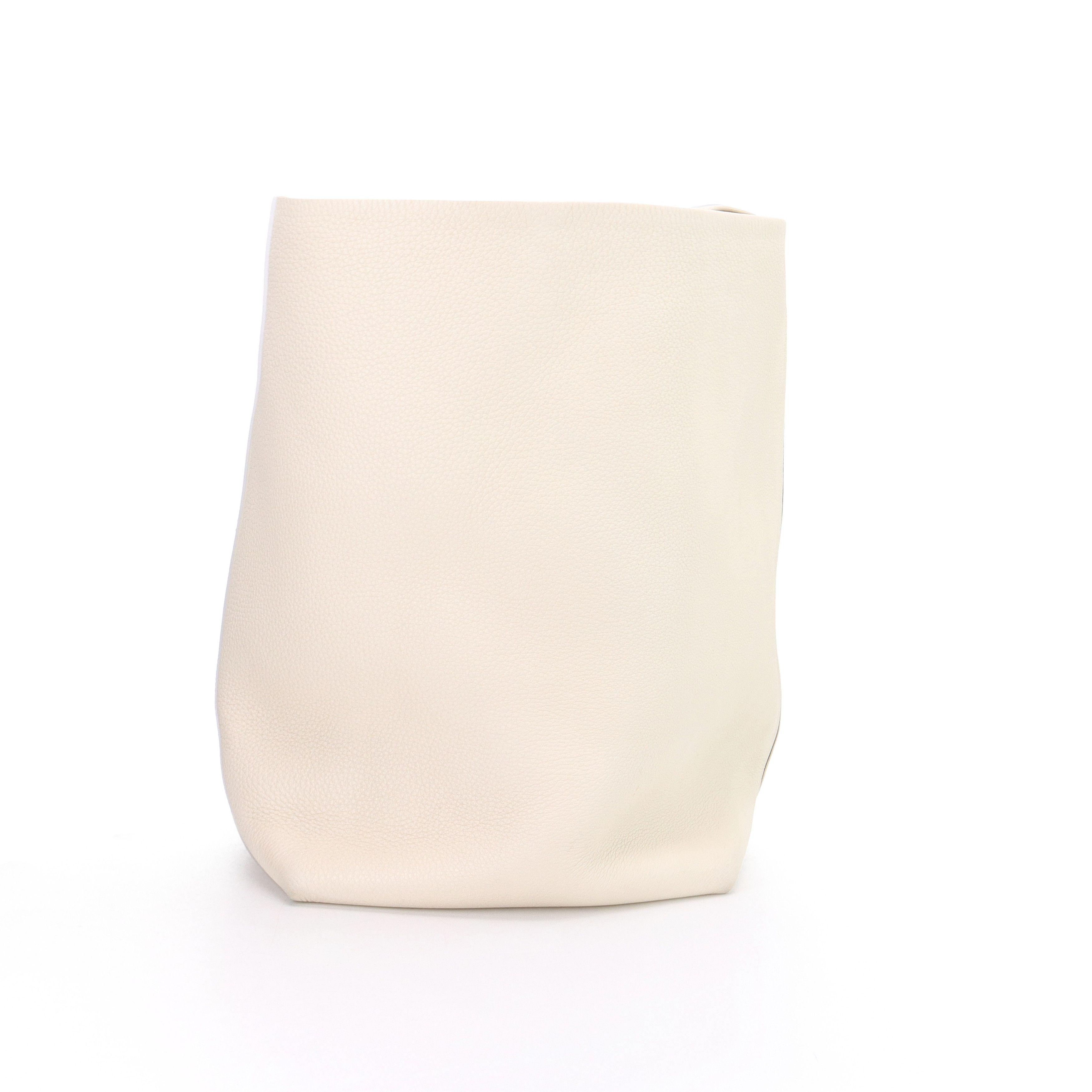 The Row The Row Off-White Leather Bucket Bag Size ONE SIZE - 3 Thumbnail