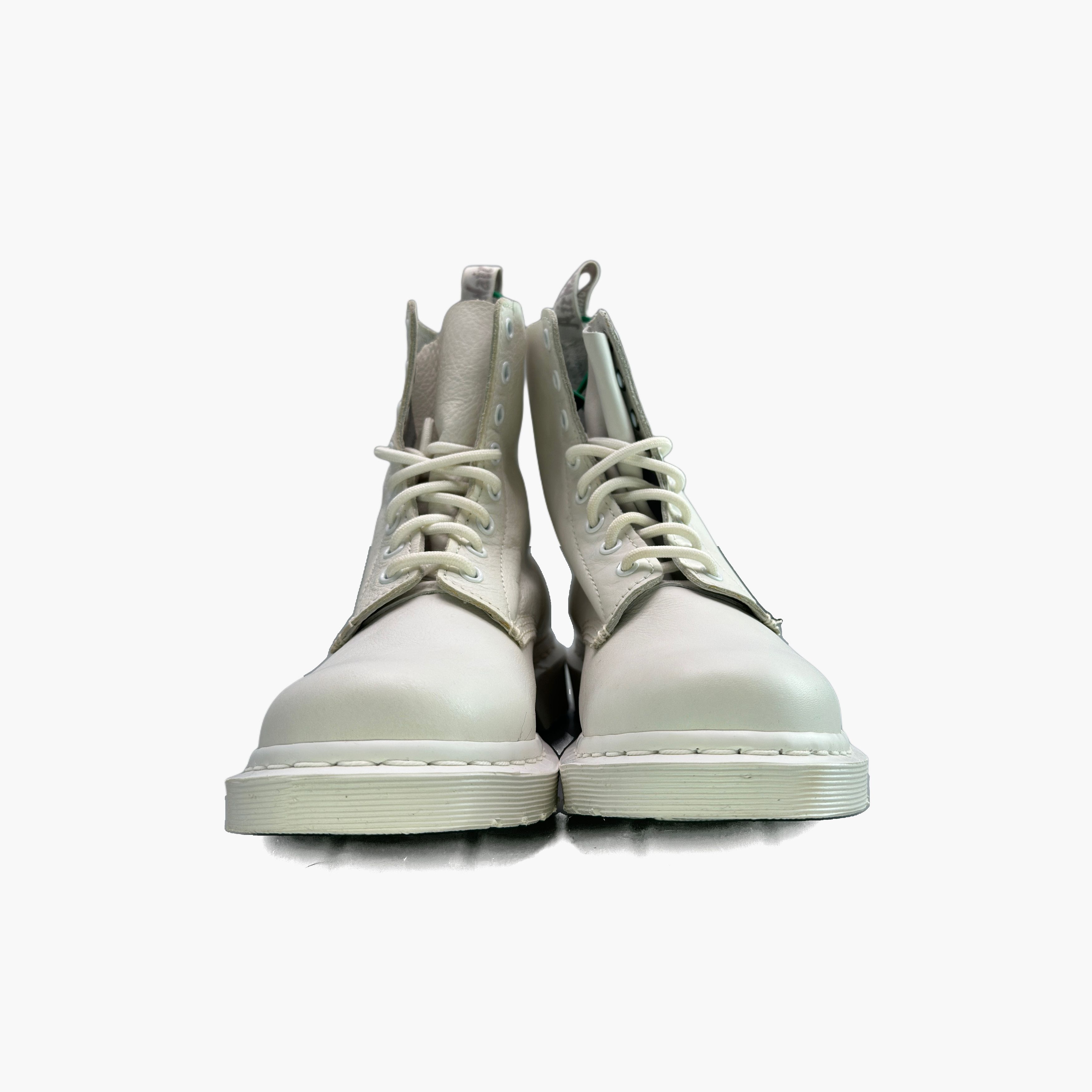 Dr. Martens Dr. Martens 1460 Pascal Mono Boots Size 41 Size US 9.5 / IT 39.5 - 5 Thumbnail