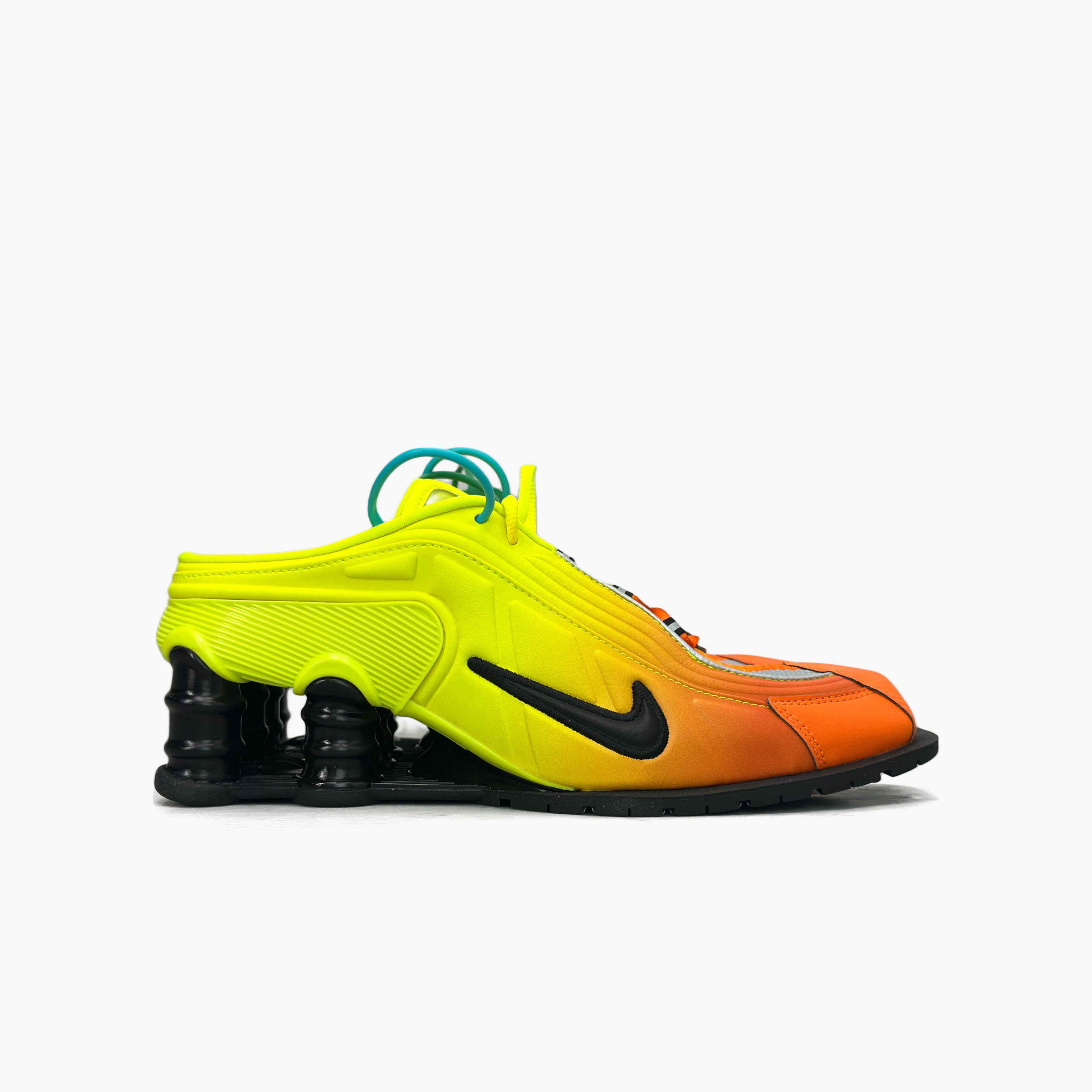 Nike Nike x Martine Rose Shox MR4 Gradient Mule Size 38 Size US 8 / IT 38 - 4 Thumbnail