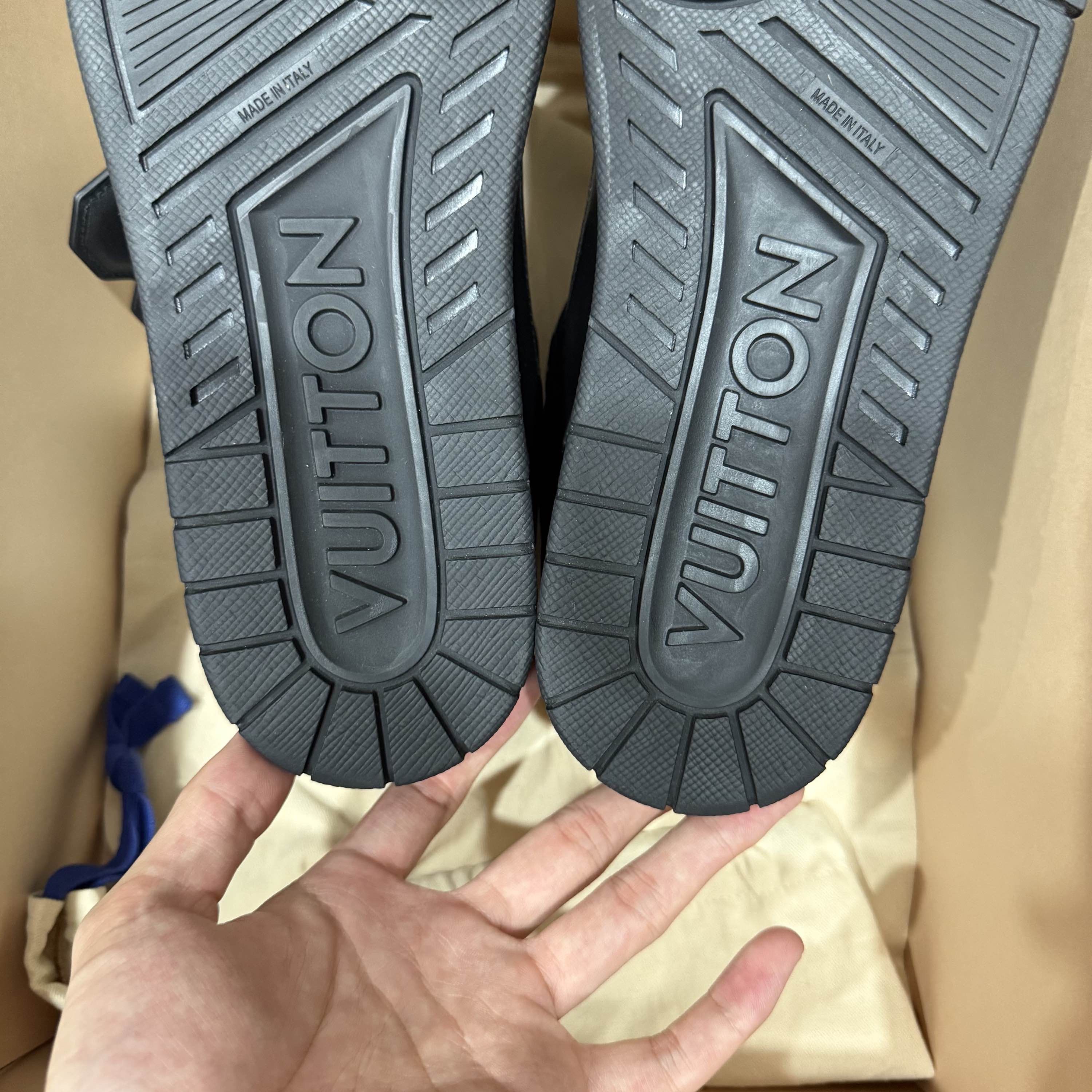 Louis Vuitton Louis Vuitton x Nigo Trainer Sneakers US 9 / EU 42 Size US 9 / EU 42 - 9 Thumbnail
