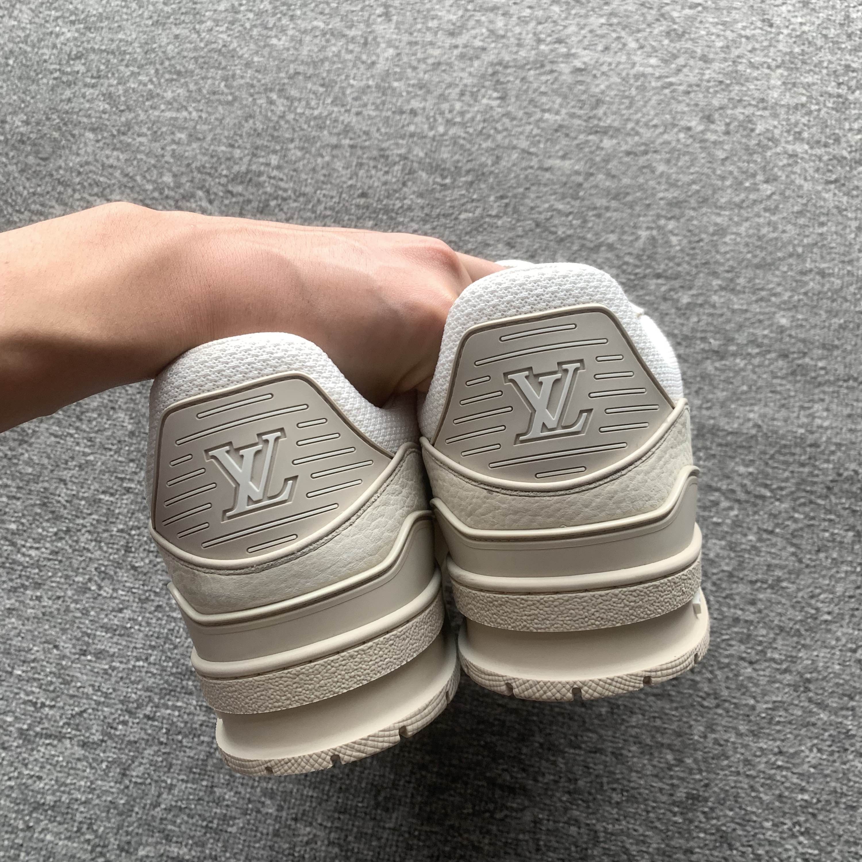 Louis Vuitton Louis Vuitton Trainer Low-Top Sneakers Size 9 Size US 9 / EU 42 - 3 Thumbnail