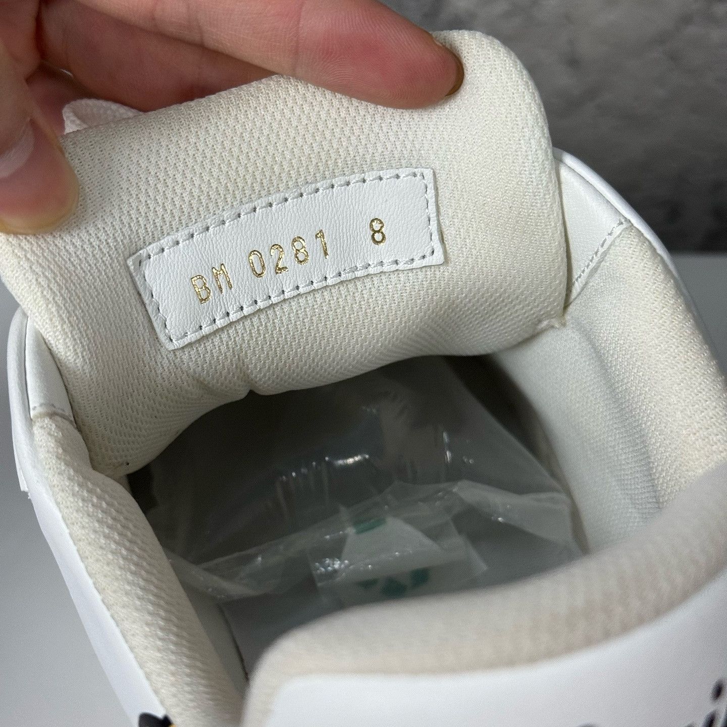 Louis Vuitton Louis Vuitton x Nigo Trainer Sneakers US 9 Size US 9 / EU 42 - 5 Thumbnail