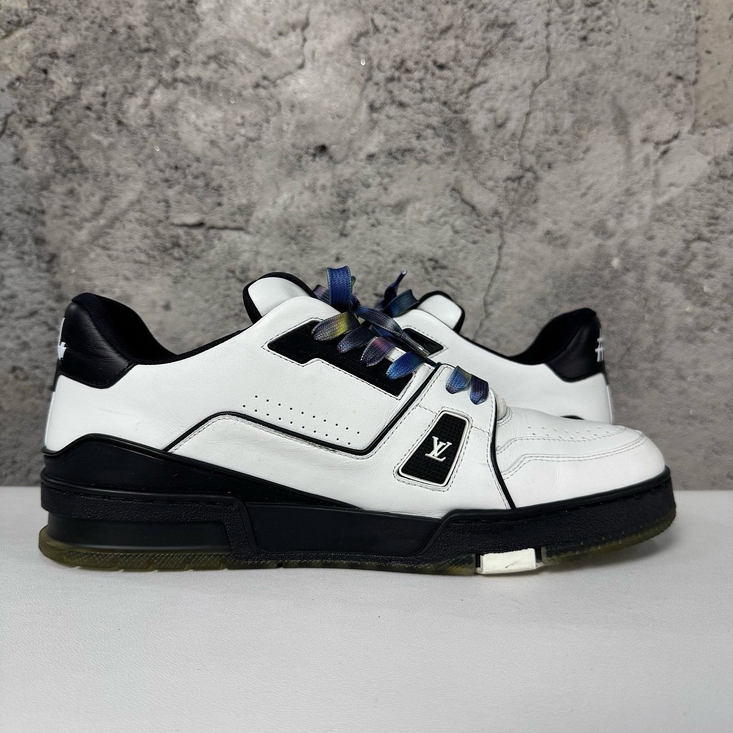 Louis Vuitton Louis Vuitton Trainer Low-Top Sneakers US 9 Size US 9 / EU 42 - 8 Thumbnail