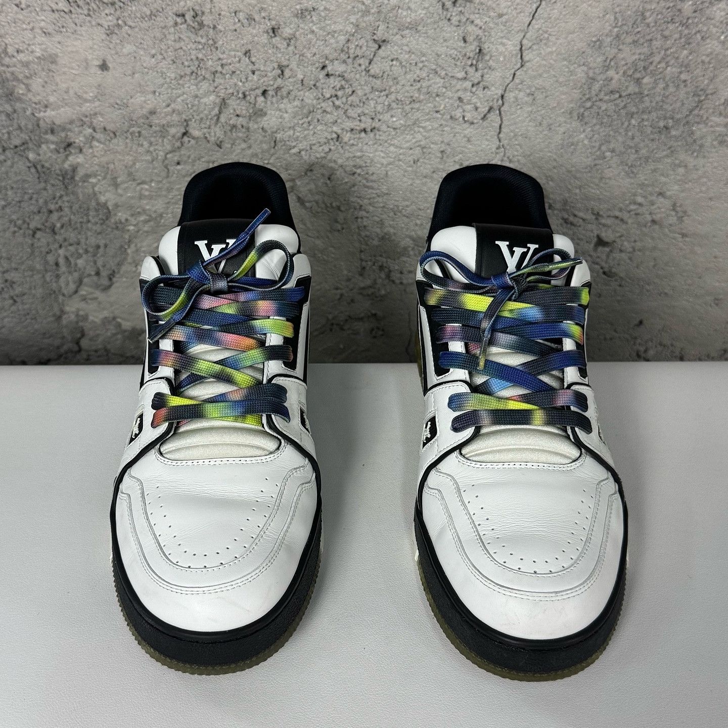 Louis Vuitton Louis Vuitton Trainer Low-Top Sneakers US 9 Size US 9 / EU 42 - 2 Thumbnail