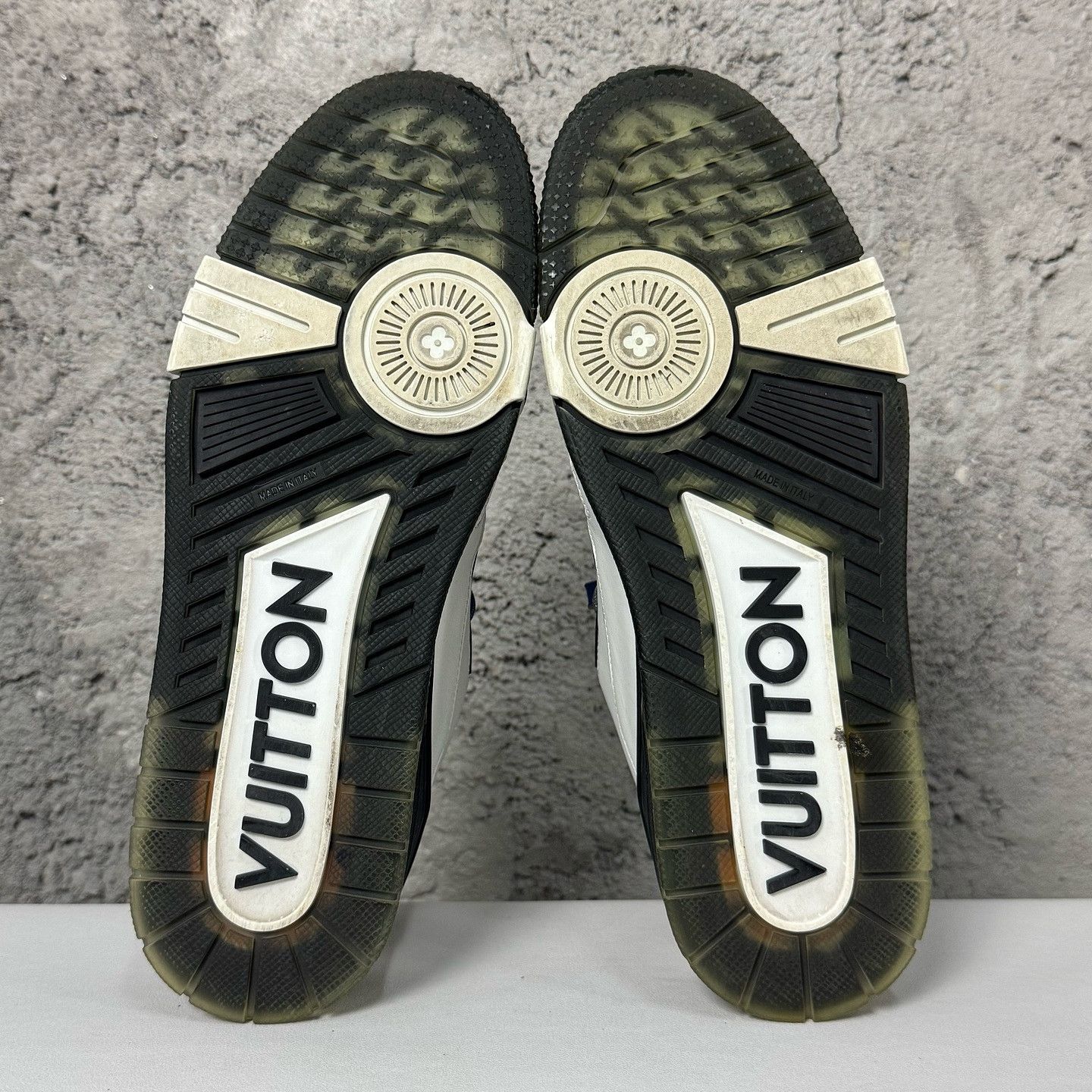 Louis Vuitton Louis Vuitton Trainer Low-Top Sneakers US 9 Size US 9 / EU 42 - 4 Thumbnail