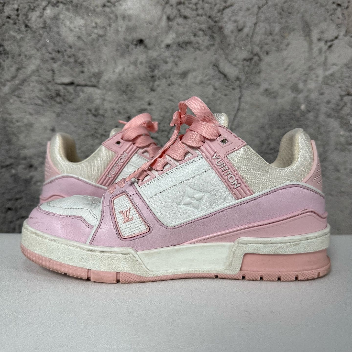 Louis Vuitton Louis Vuitton Trainer Low-Top Sneakers Size 36 Size US 6 / IT 36 - 9 Thumbnail