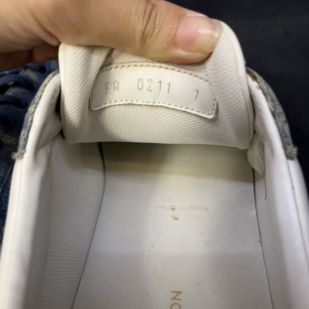Louis Vuitton Louis Vuitton Monogram Denim Luxembourg Sneakers US 8 Size US 8 / EU 41 - 5 Thumbnail