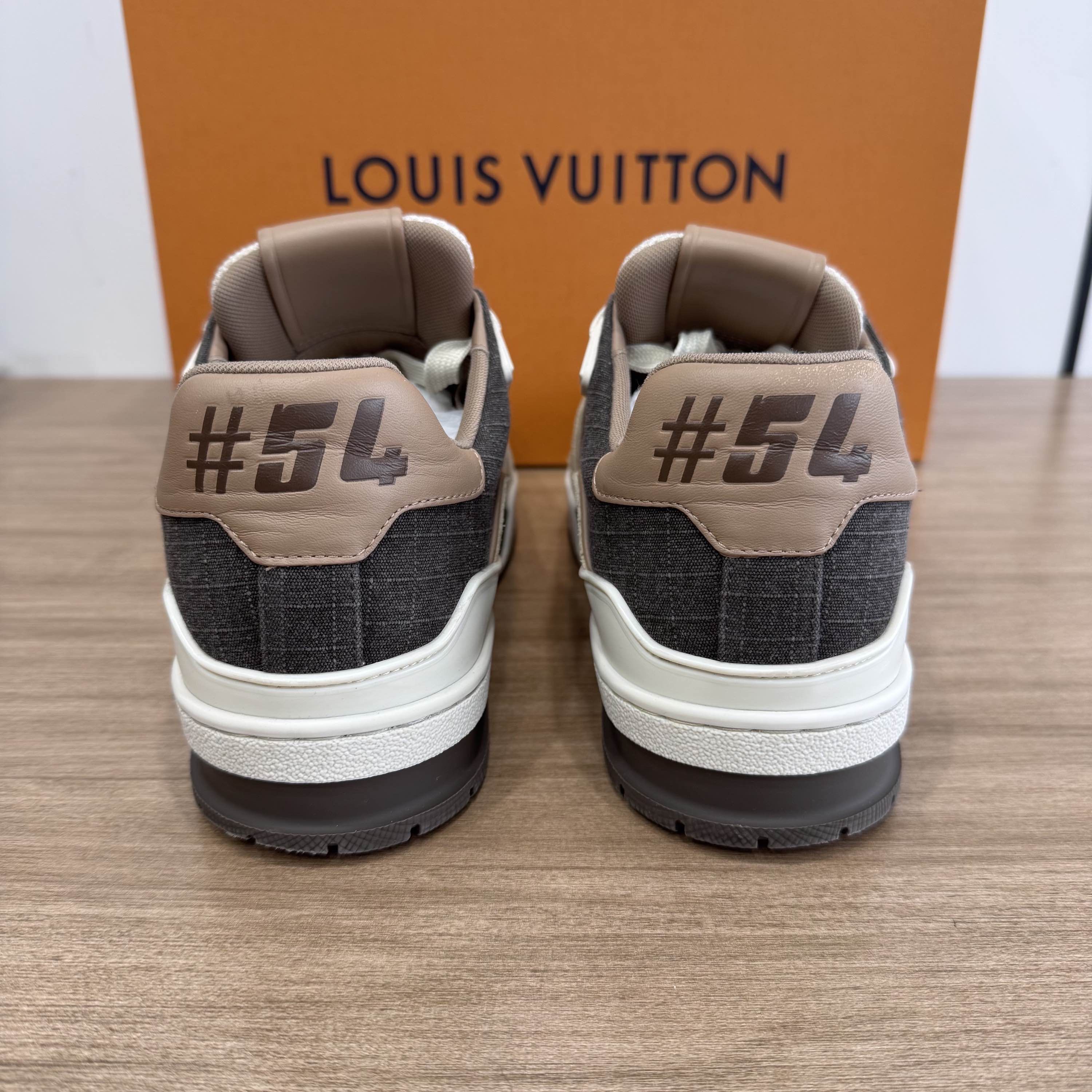 Louis Vuitton Louis Vuitton Trainer Low-Top Sneakers Size 7.5 Size US 7.5 / EU 40-41 - 3 Thumbnail