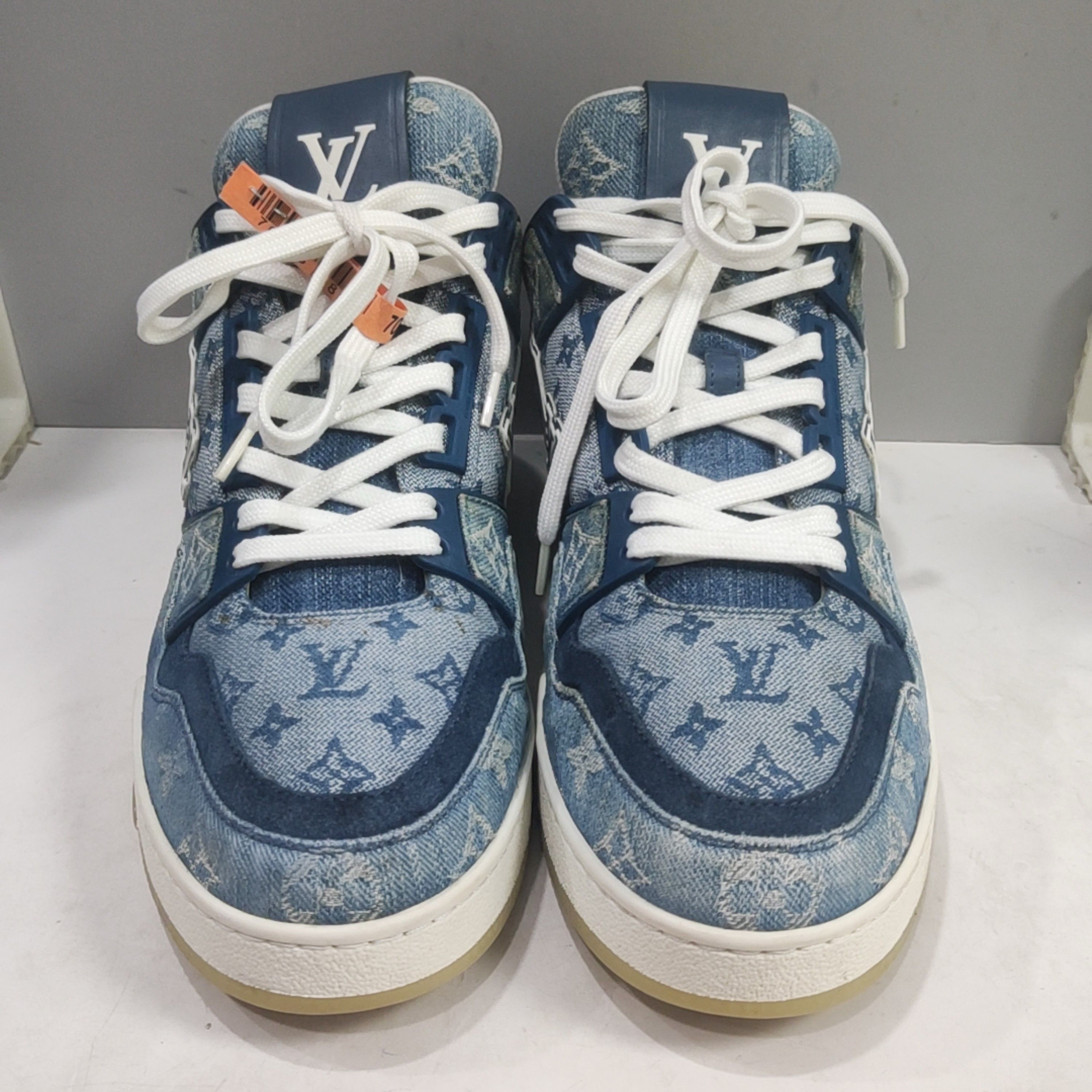 Louis Vuitton Louis Vuitton Denim Monogram Trainer Sneakers Size 7 Size US 7 / EU 40 - 2 Thumbnail