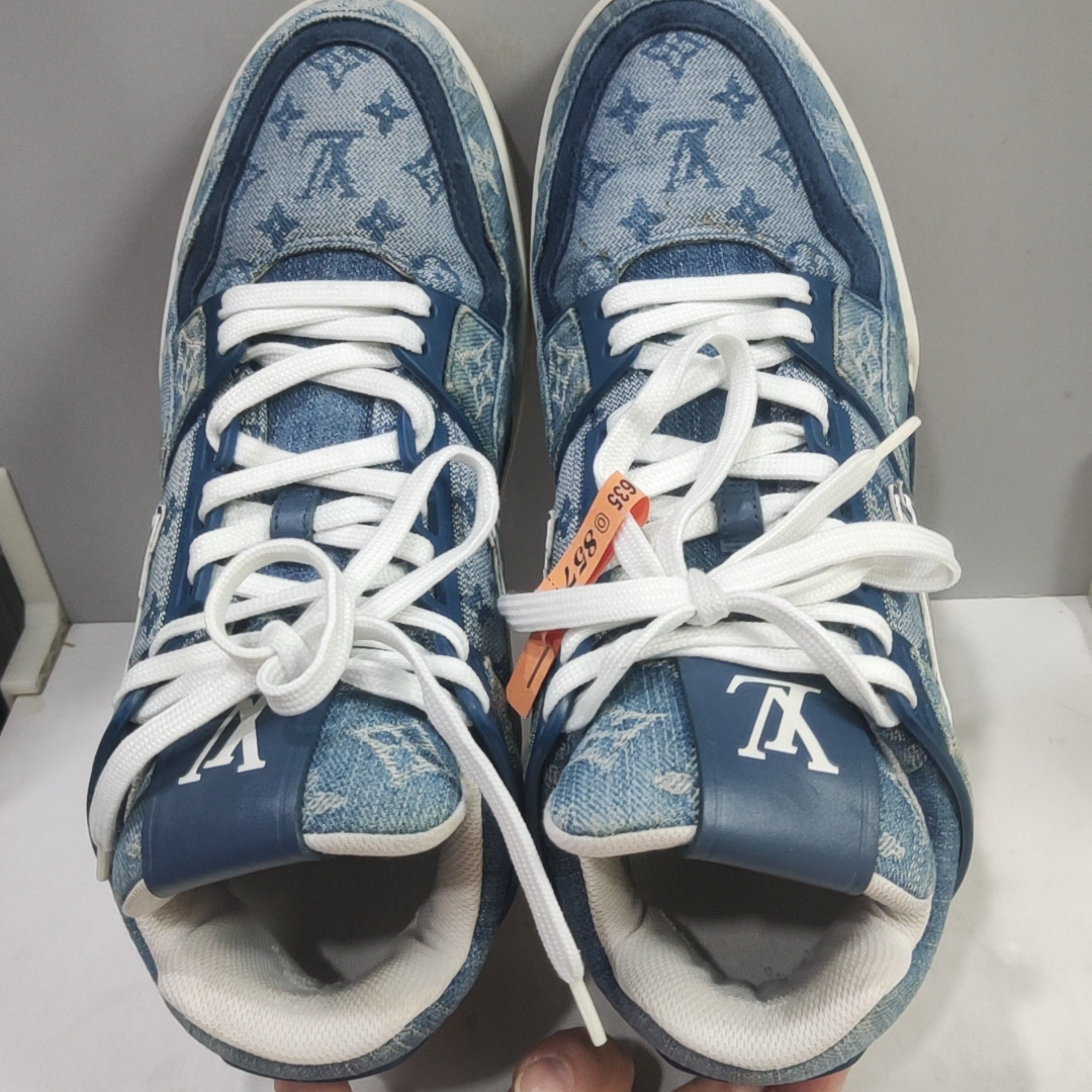 Louis Vuitton Louis Vuitton Denim Monogram Trainer Sneakers Size 7 Size US 7 / EU 40 - 7 Thumbnail