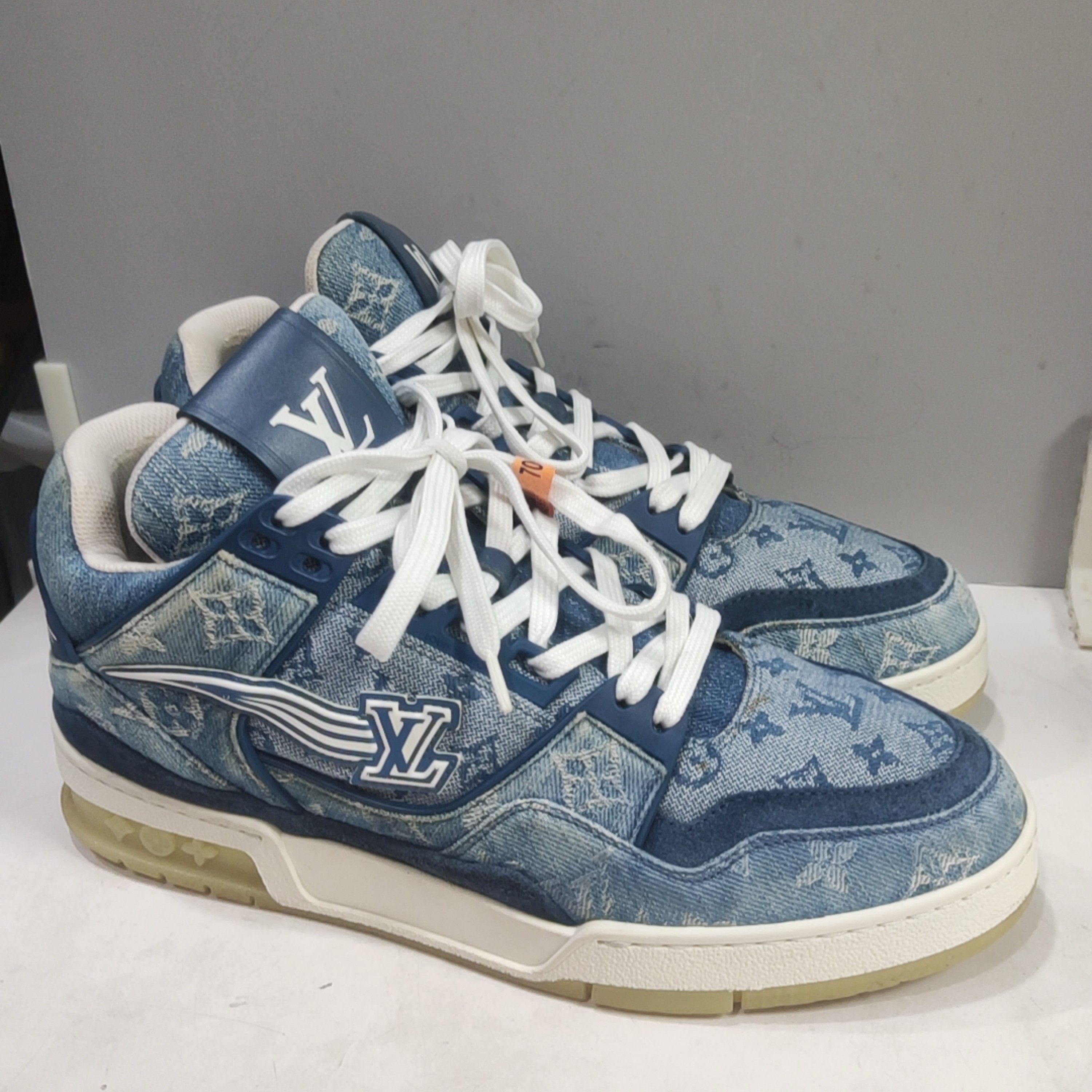 Louis Vuitton Louis Vuitton Denim Monogram Trainer Sneakers Size 7 Size US 7 / EU 40 - 6 Thumbnail