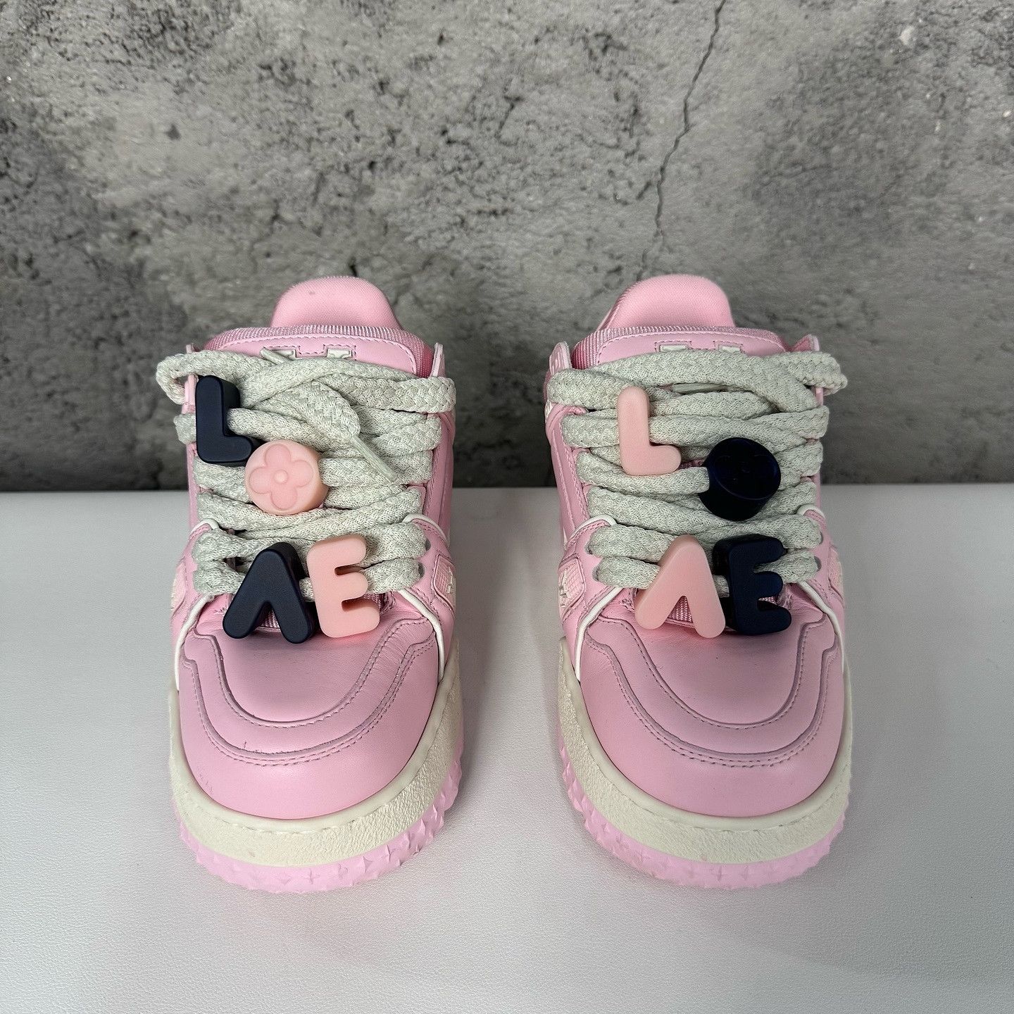 Louis Vuitton Louis Vuitton Pink Trainer Maxi Sneakers Size 35 Size US 5 / IT 35 - 2 Thumbnail