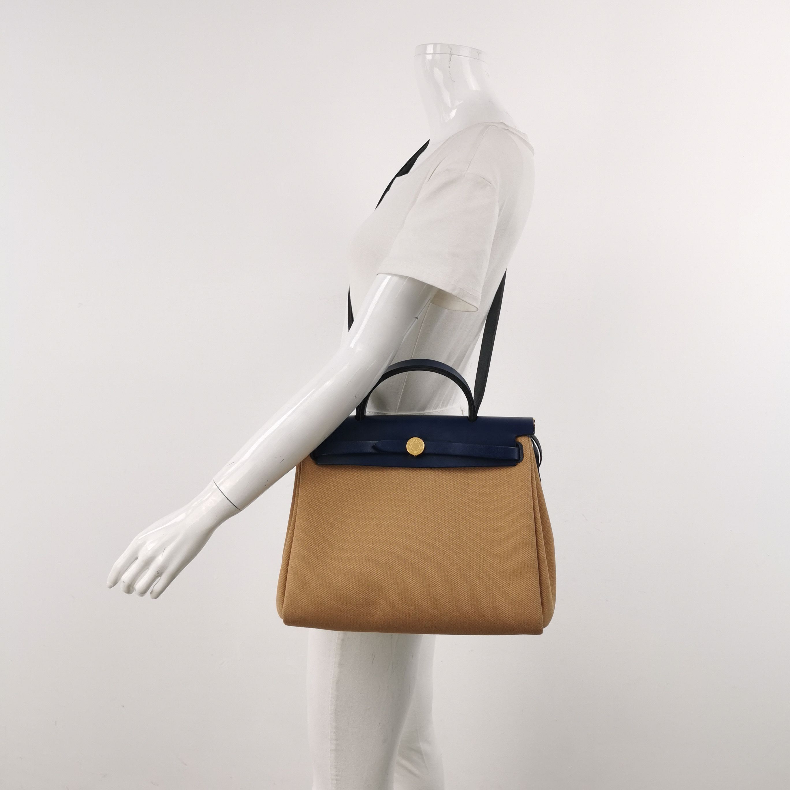Hermes Hermes Women os Shoulder Bags Size ONE SIZE - 2 Thumbnail