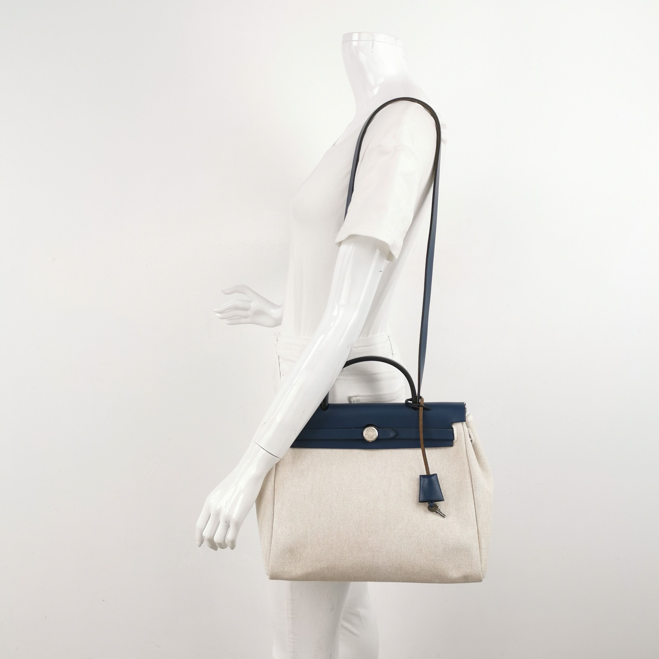 Hermes Hermes Women os Shoulder Bags Size ONE SIZE - 2 Thumbnail