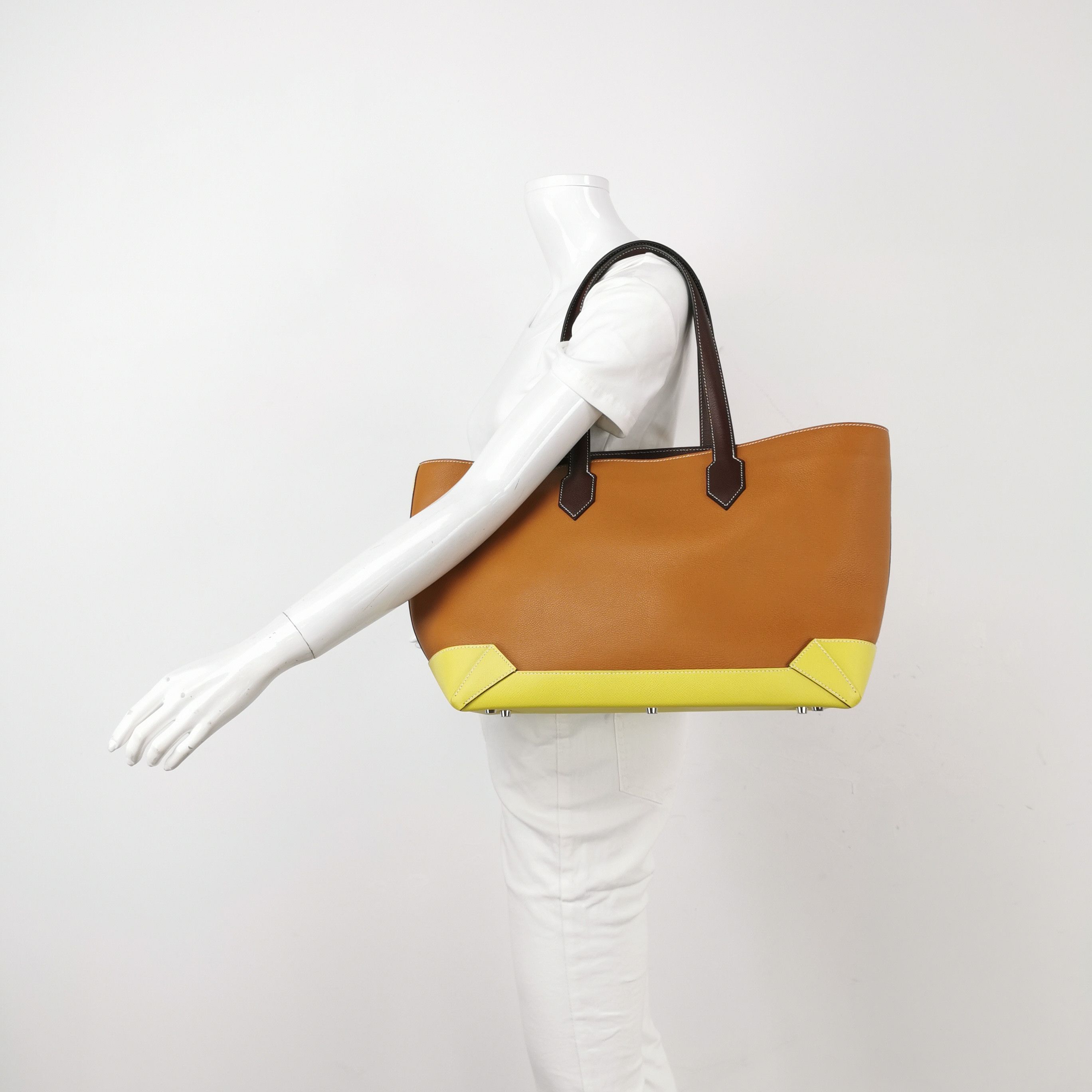 Hermes Hermes Women os Shoulder Bags Size ONE SIZE - 2 Thumbnail
