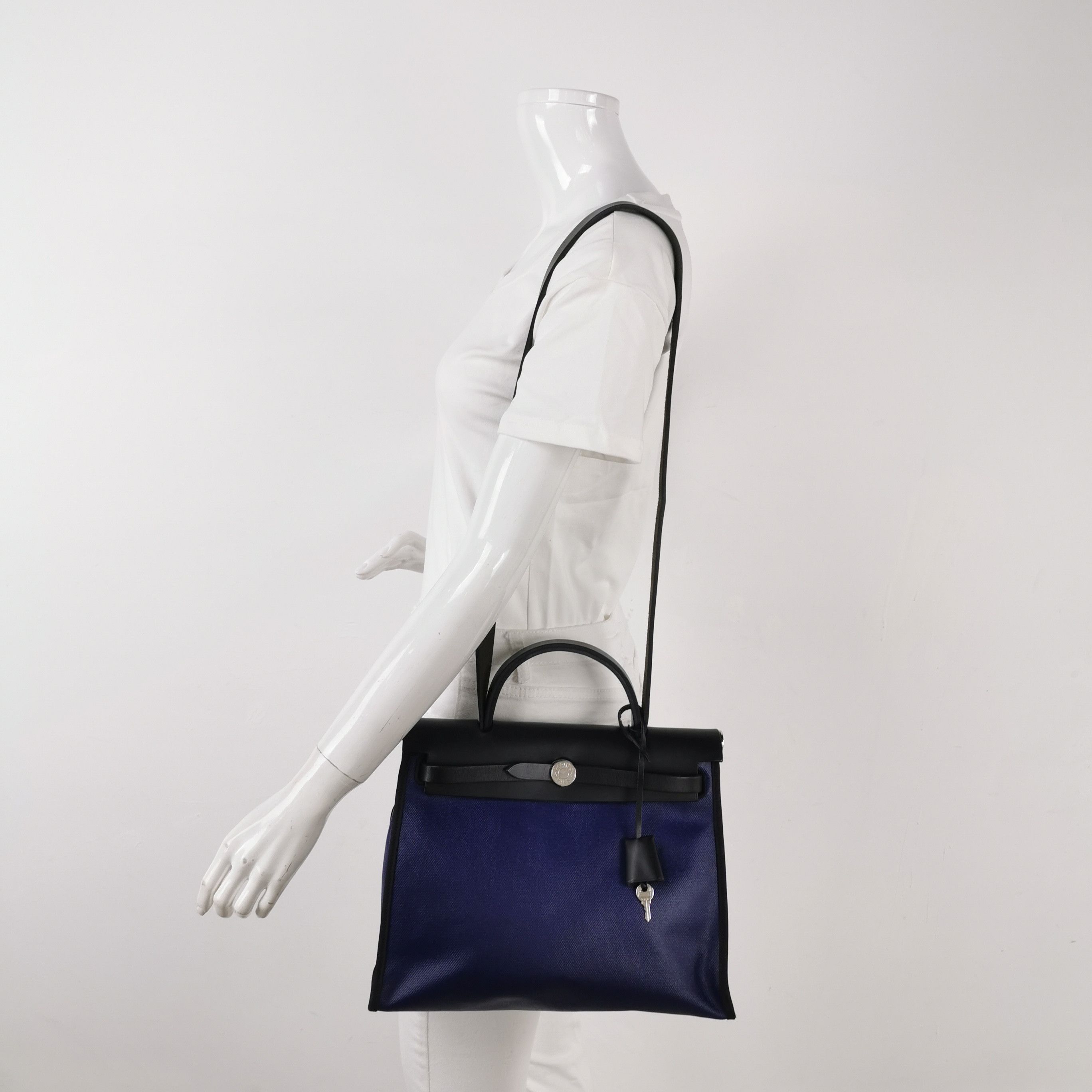 Hermes Hermes Women os Shoulder Bags Size ONE SIZE - 2 Thumbnail