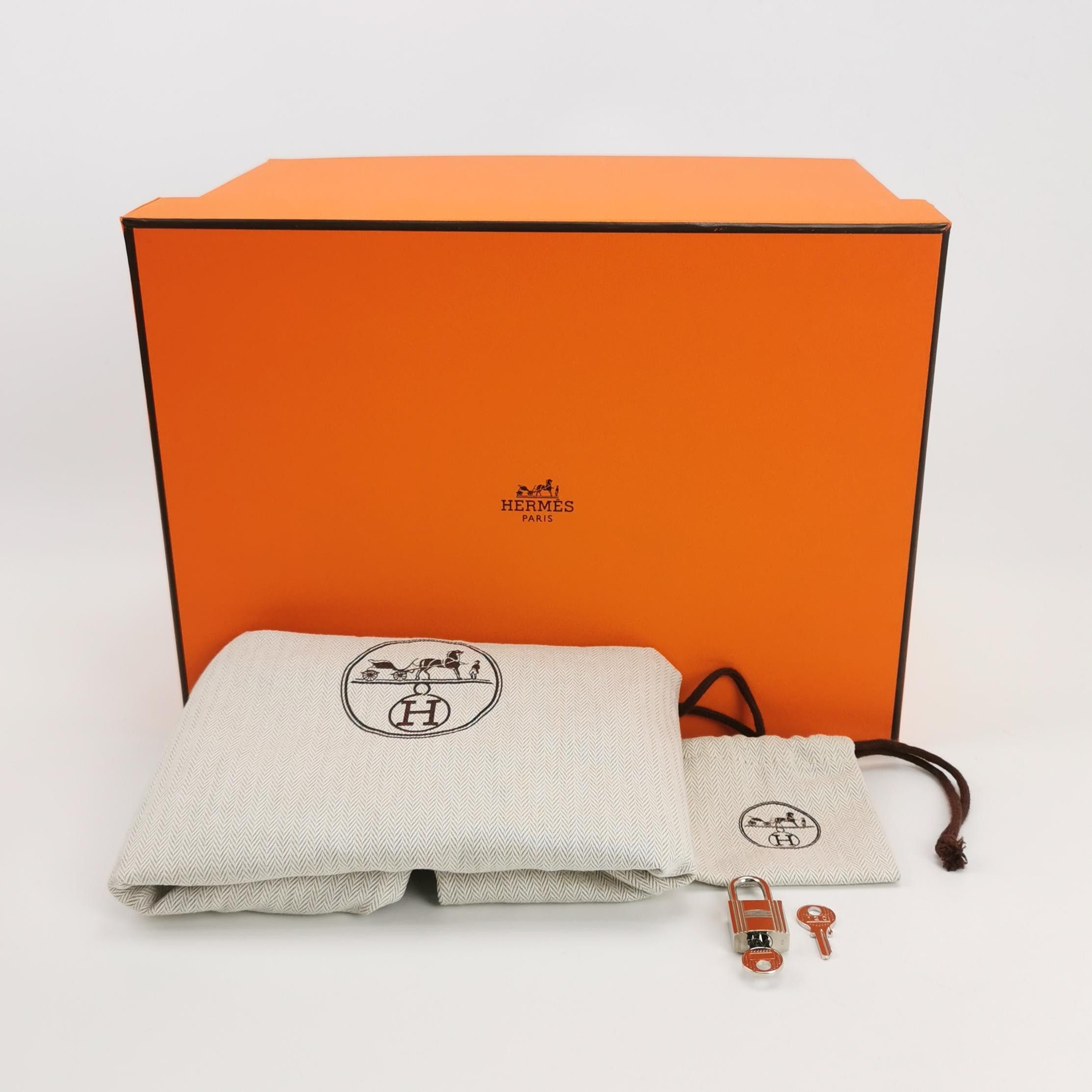 Hermes Hermes Women os Tote Bags Size ONE SIZE - 9 Thumbnail