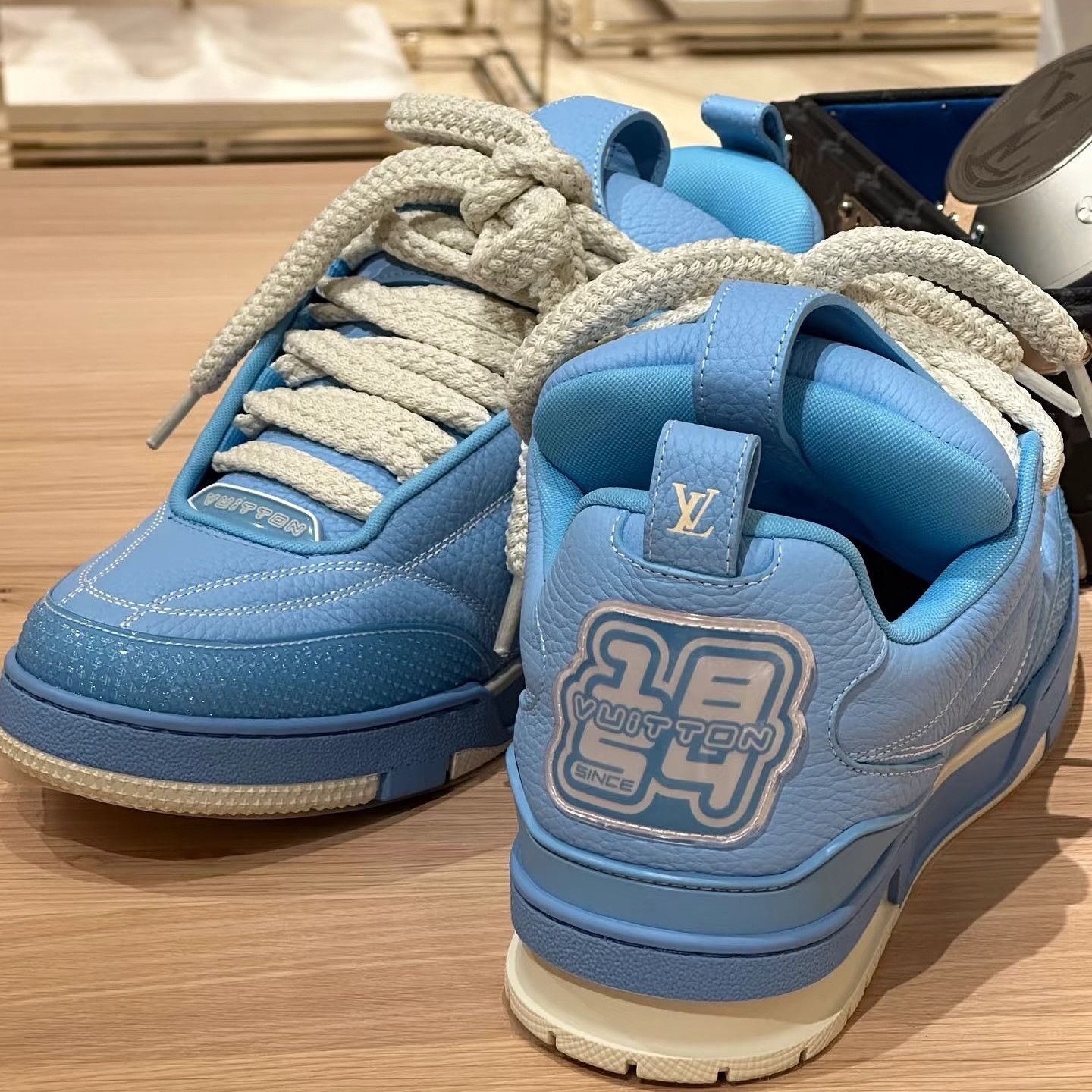 Louis Vuitton Louis Vuitton Skate Sneakers Blue Size 37 Size US 5 / EU 37 - 6 Thumbnail