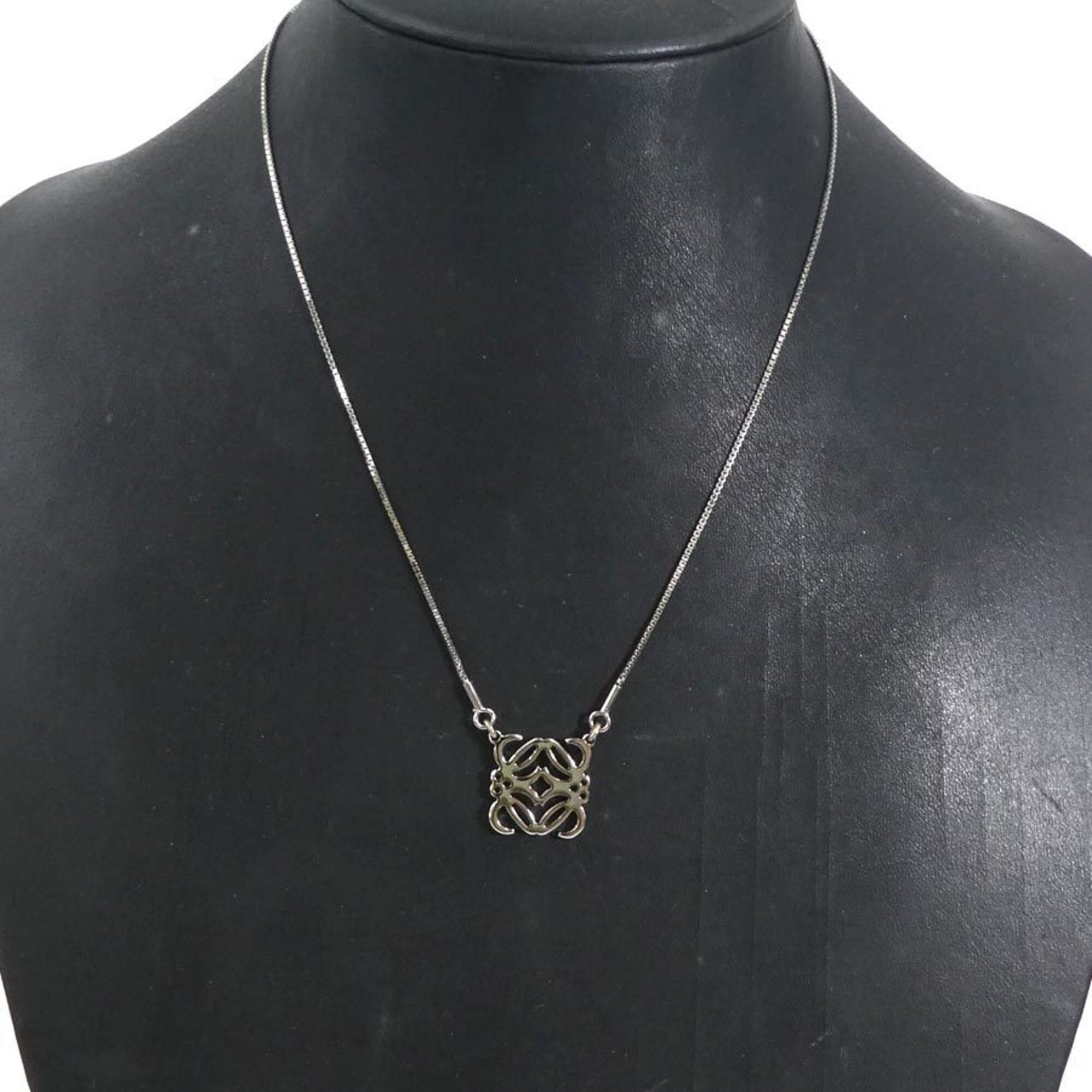 Loewe Loewe Anagram Metal Silver Necklace for Women (r11195i) Size ONE SIZE - 8 Thumbnail