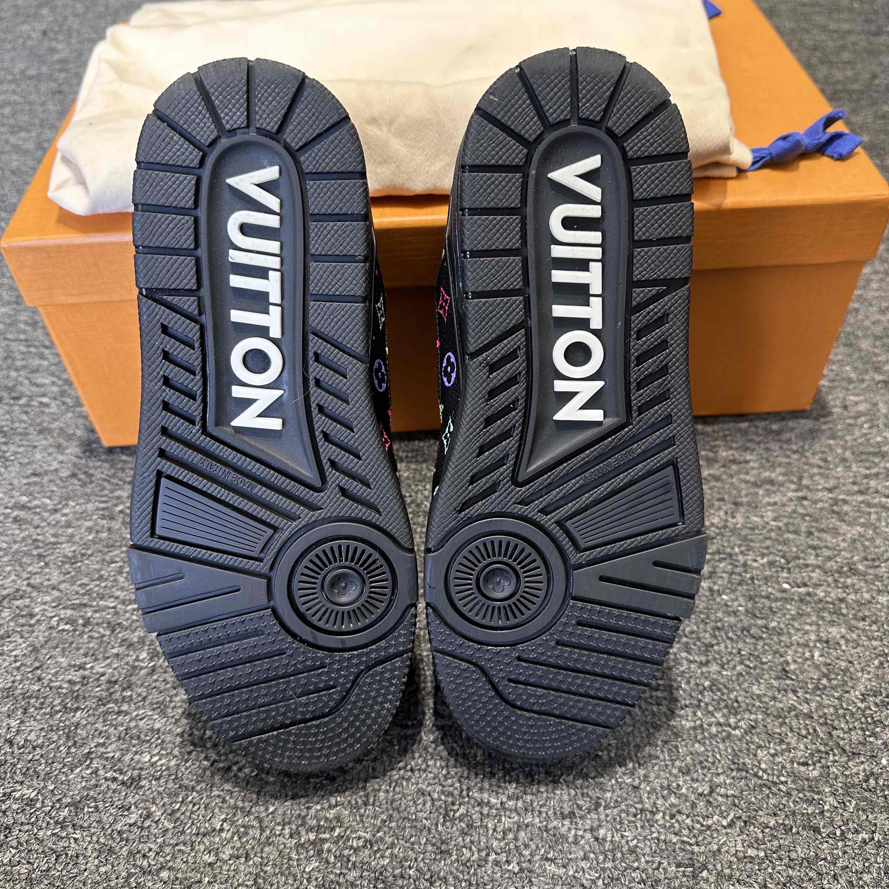 Louis Vuitton Louis Vuitton x Murakami Trainer Low-Top Sneakers Size 35 Size US 5 / IT 35 - 4 Thumbnail