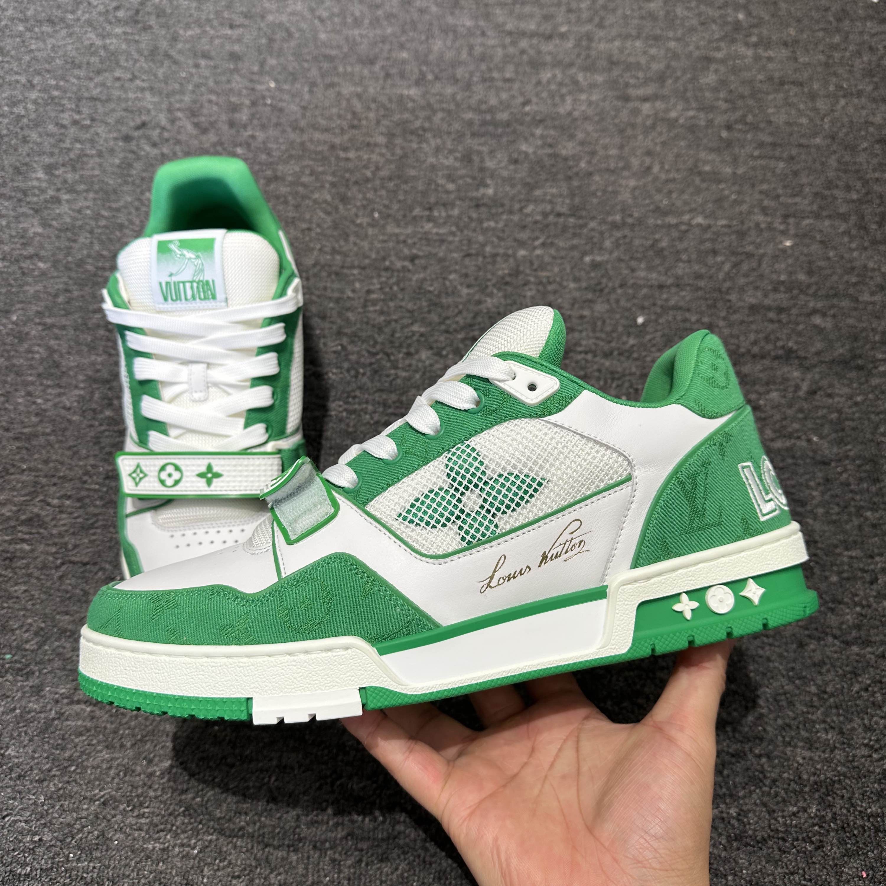 Louis Vuitton Louis Vuitton Green Trainer Low-Top Sneakers US 10.5 Size US 10.5 / EU 43-44 - 10 Thumbnail