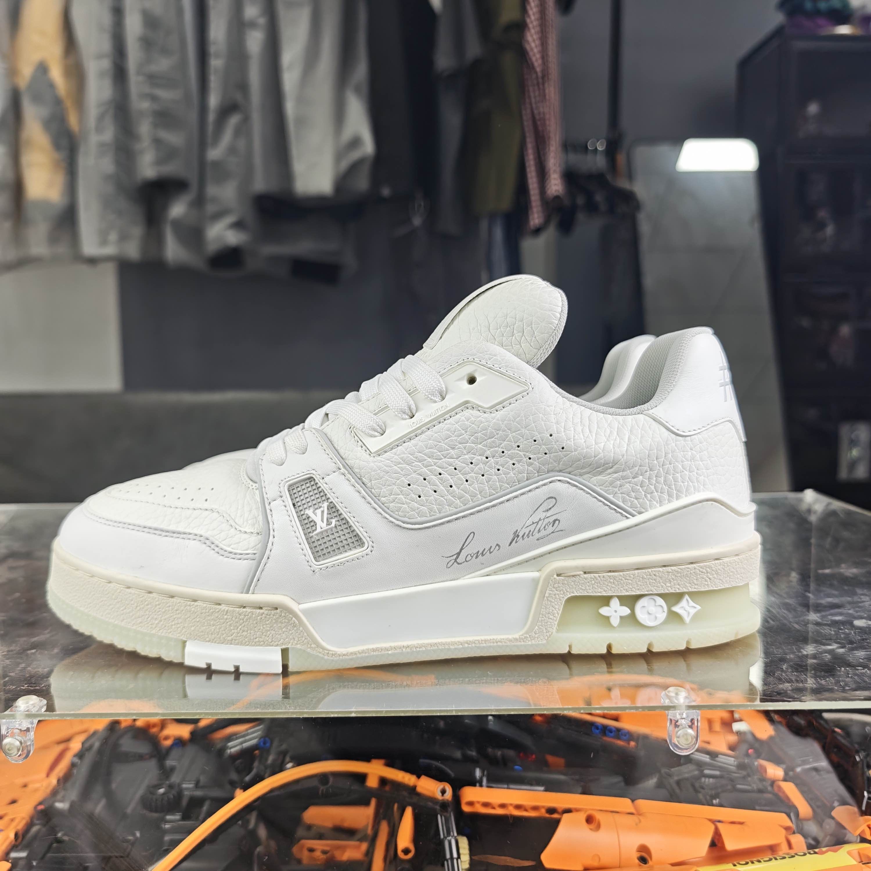 Louis Vuitton Louis Vuitton Trainer Low-Top Sneakers Size 7.5 Size US 7.5 / EU 40-41 - 6 Thumbnail