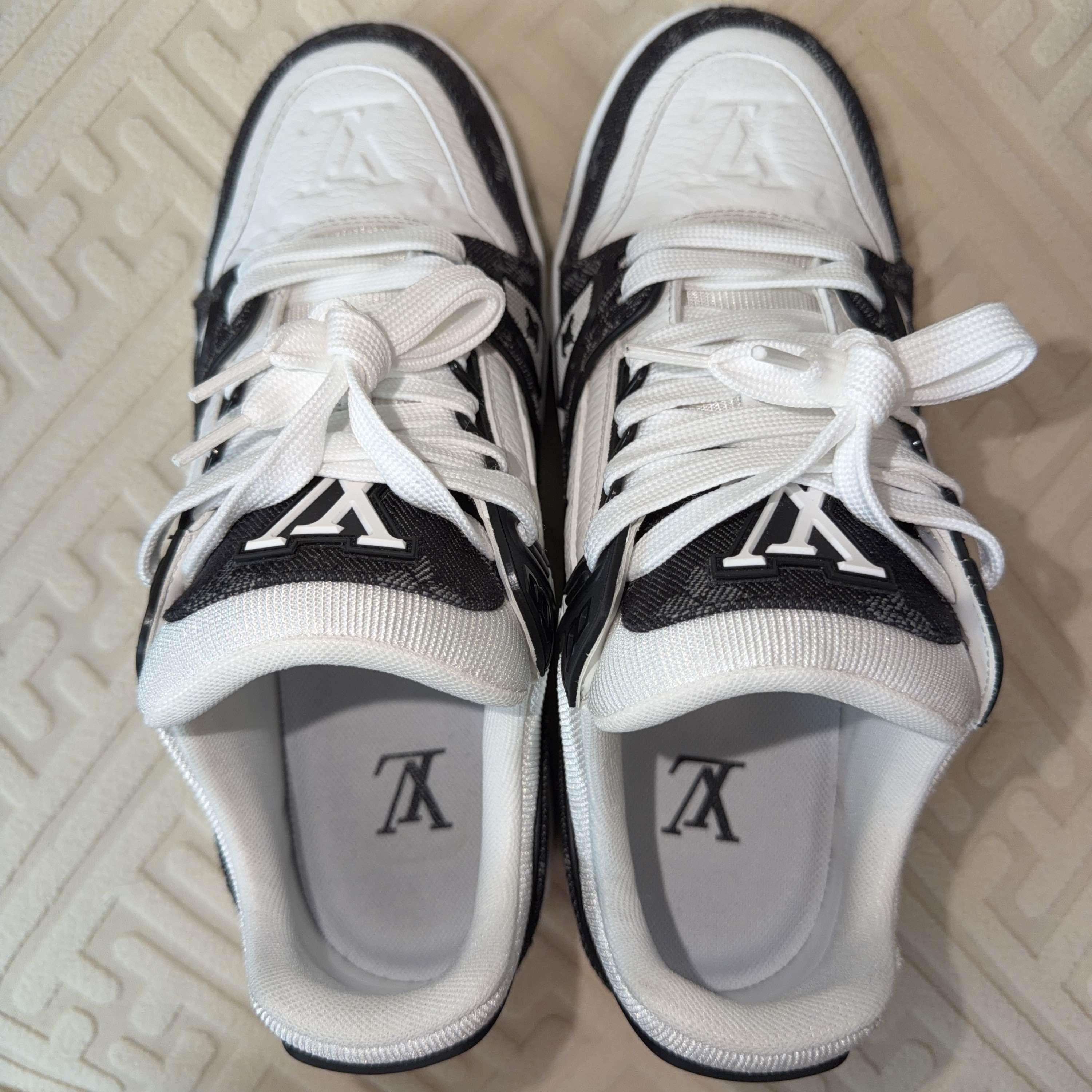 Louis Vuitton Louis Vuitton Trainer Monogram Low-Top Sneakers Size 37.5 Size US 7.5 / IT 37.5 - 6 Thumbnail