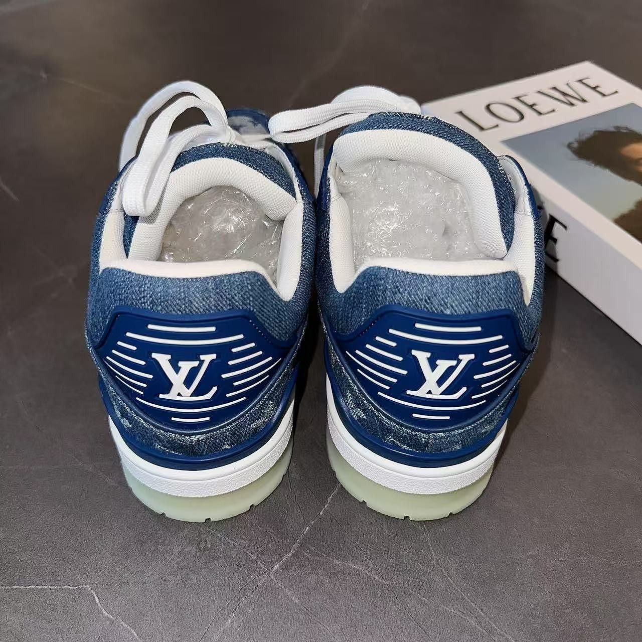 Louis Vuitton Louis Vuitton Monogram Denim Trainers Size 8 Size US 8 / EU 41 - 3 Thumbnail