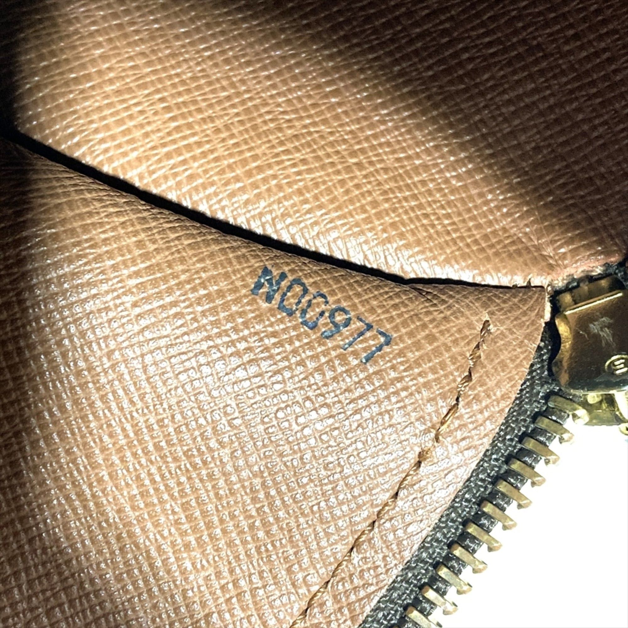 Louis Vuitton Louis Vuitton Papillon 30 Handbag, Monogram Canvas, M51365, Brown, Gold Hardware, NO0977 (Older Model), Women's. Size ONE SIZE - 7 Thumbnail