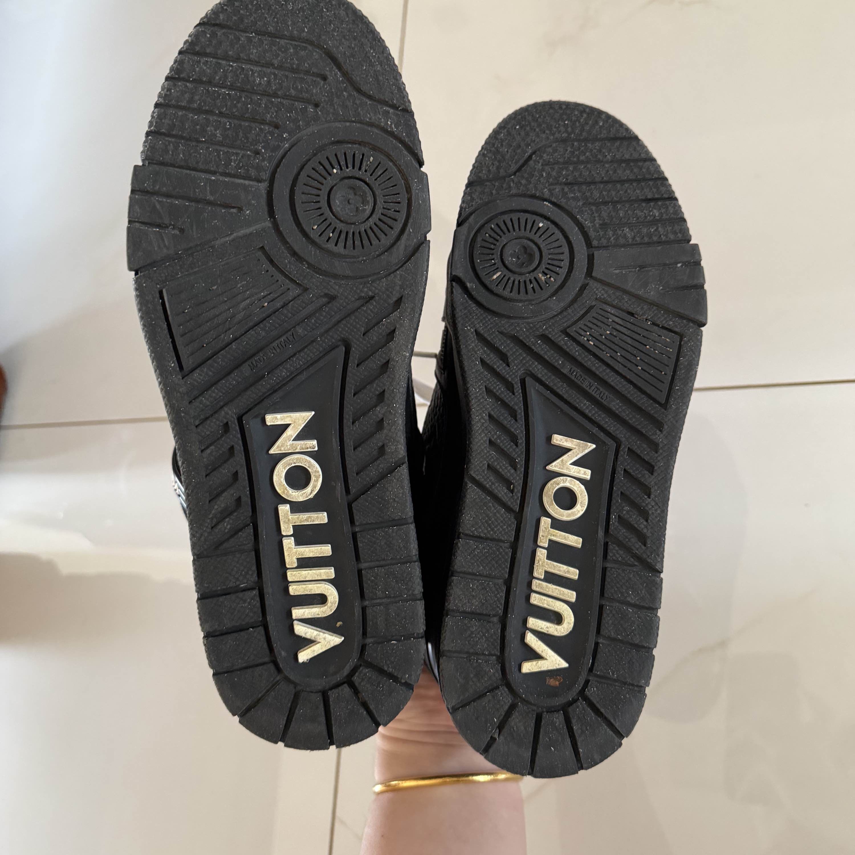 Louis Vuitton Louis Vuitton Trainer Low Sneakers Size 6.5 Size US 6.5 / EU 39-40 - 4 Thumbnail