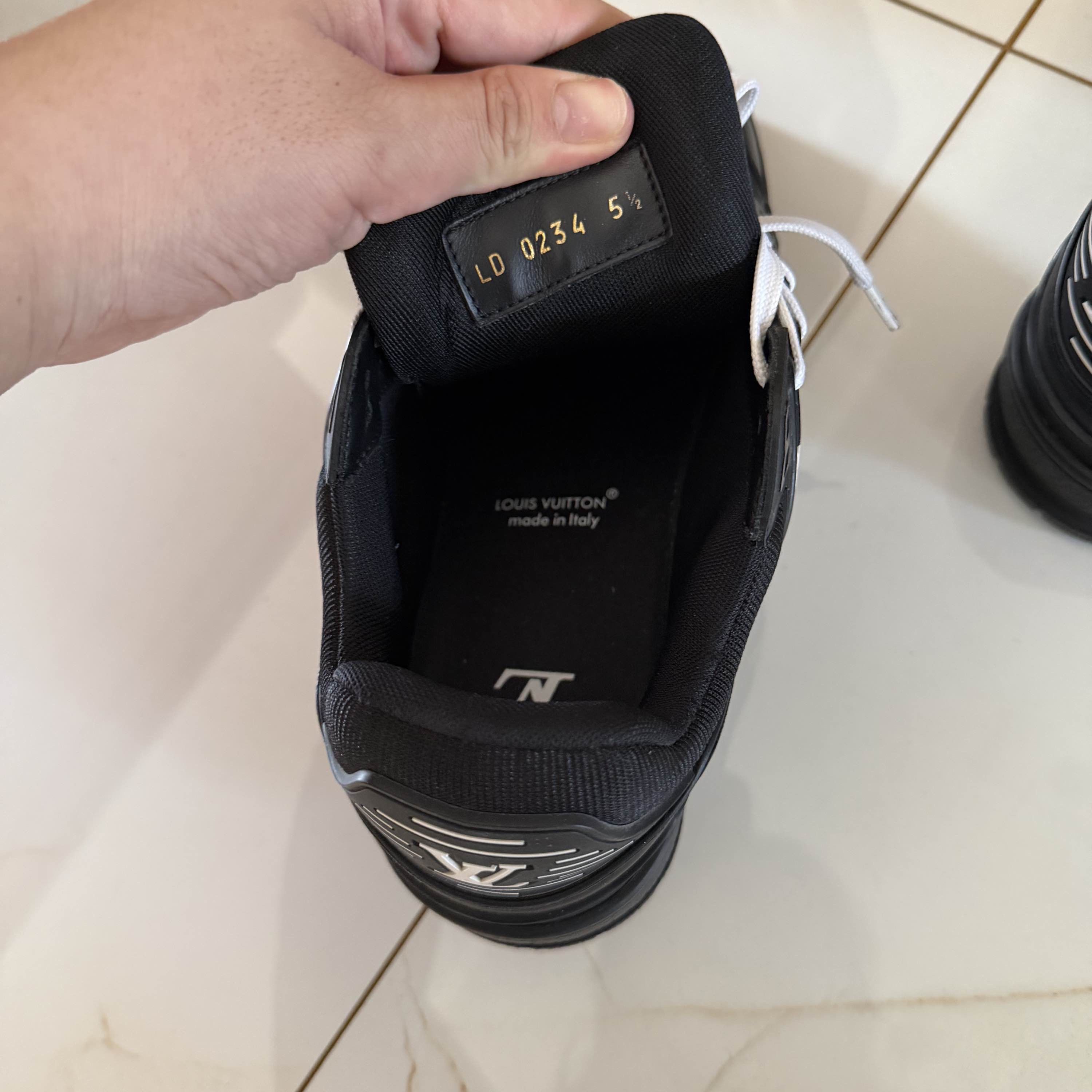 Louis Vuitton Louis Vuitton Trainer Low Sneakers Size 6.5 Size US 6.5 / EU 39-40 - 5 Thumbnail