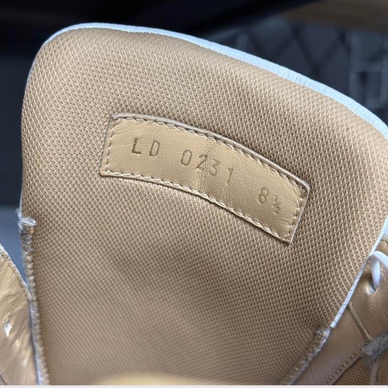 Louis Vuitton Louis Vuitton Monogram Embossed Low-Top Sneakers US 9.5 Size US 9.5 / EU 42-43 - 5 Thumbnail