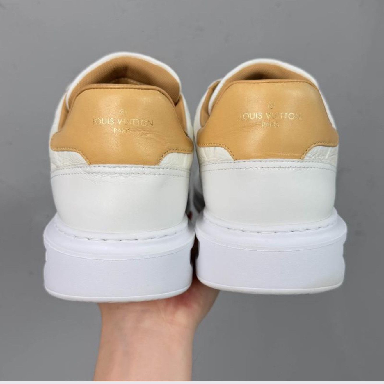 Louis Vuitton Louis Vuitton Monogram Embossed Low-Top Sneakers US 9.5 Size US 9.5 / EU 42-43 - 3 Thumbnail