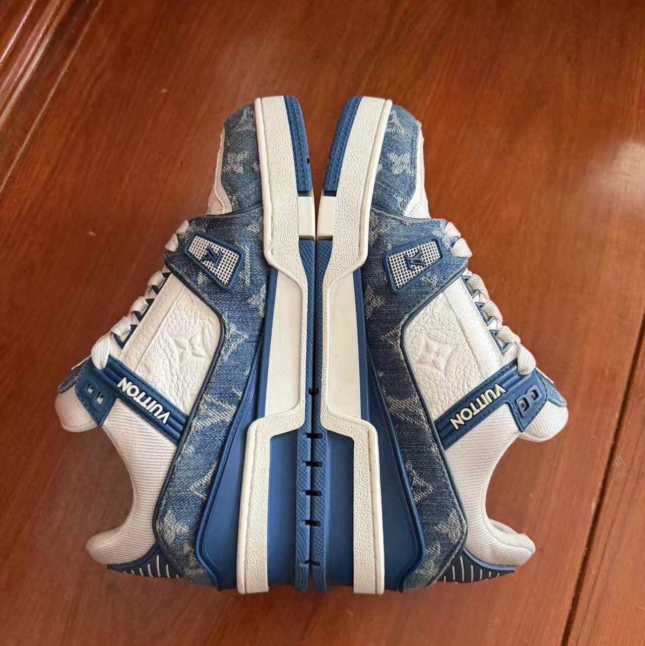 Louis Vuitton Louis Vuitton Monogram Denim Trainer Sneakers Size 38 Size US 8 / IT 38 - 7 Thumbnail