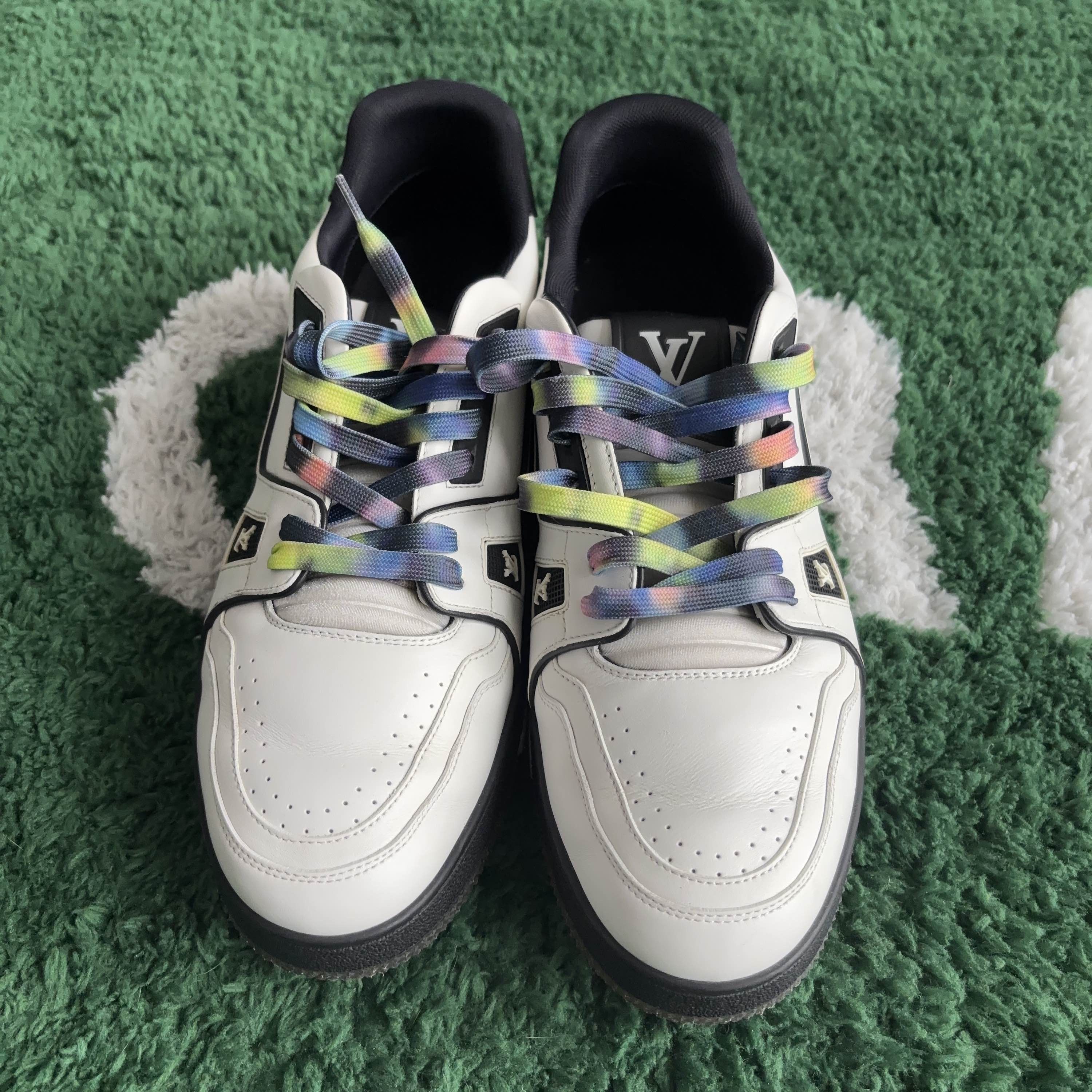 Louis Vuitton Louis Vuitton Trainer White Black Sneakers Size 10 Size US 10 / EU 43 - 2 Thumbnail