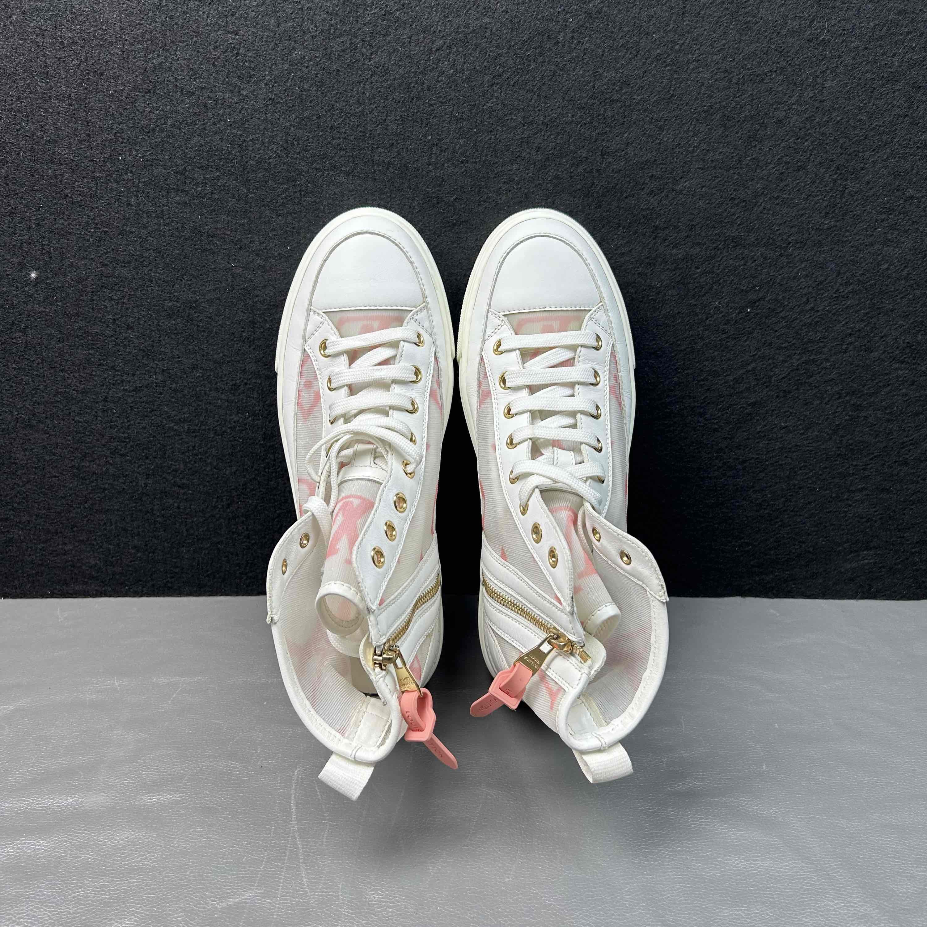 Louis Vuitton Louis Vuitton Stellar High-Top Sneakers Size 37 Size US 7 / IT 37 - 8 Thumbnail