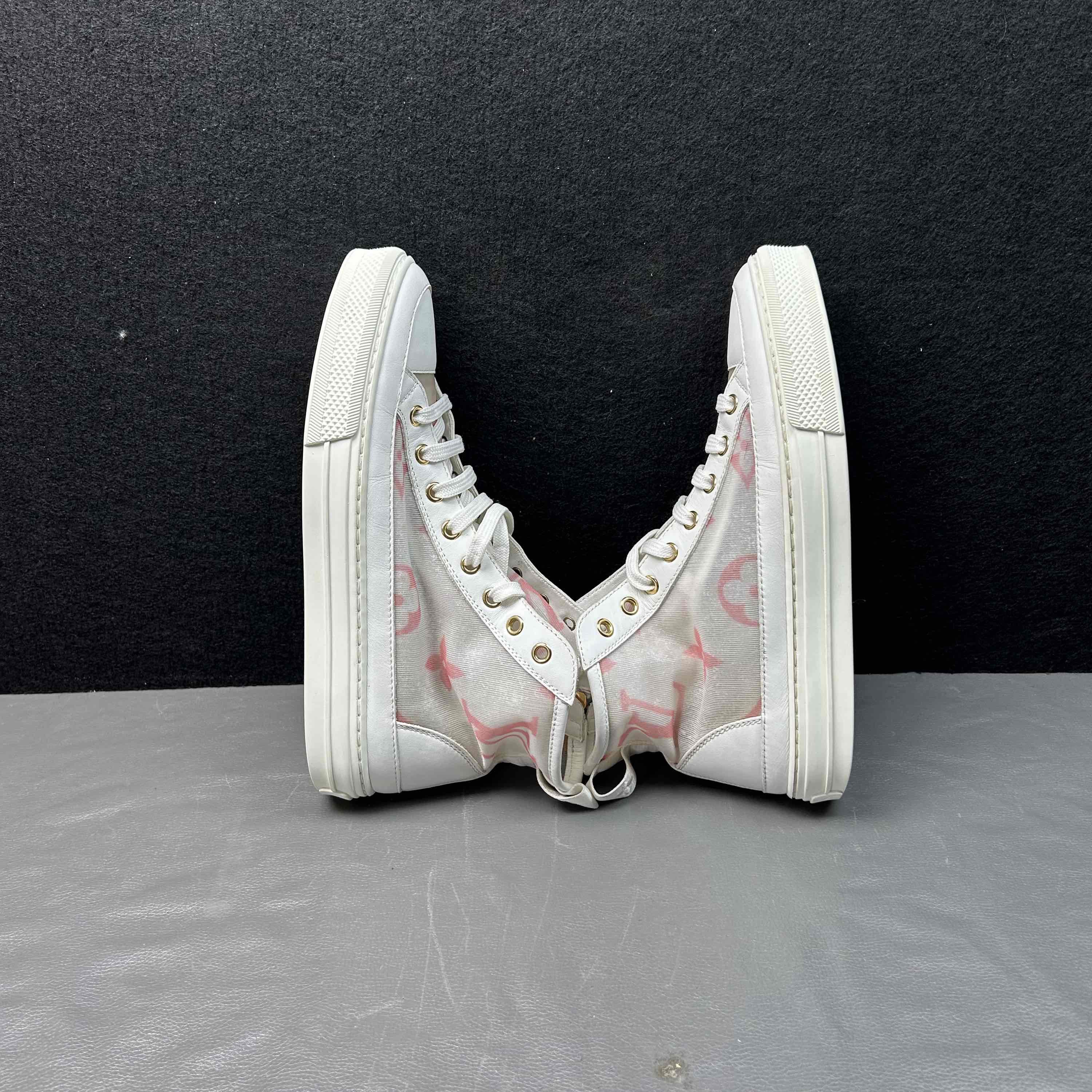 Louis Vuitton Louis Vuitton Stellar High-Top Sneakers Size 37 Size US 7 / IT 37 - 6 Thumbnail